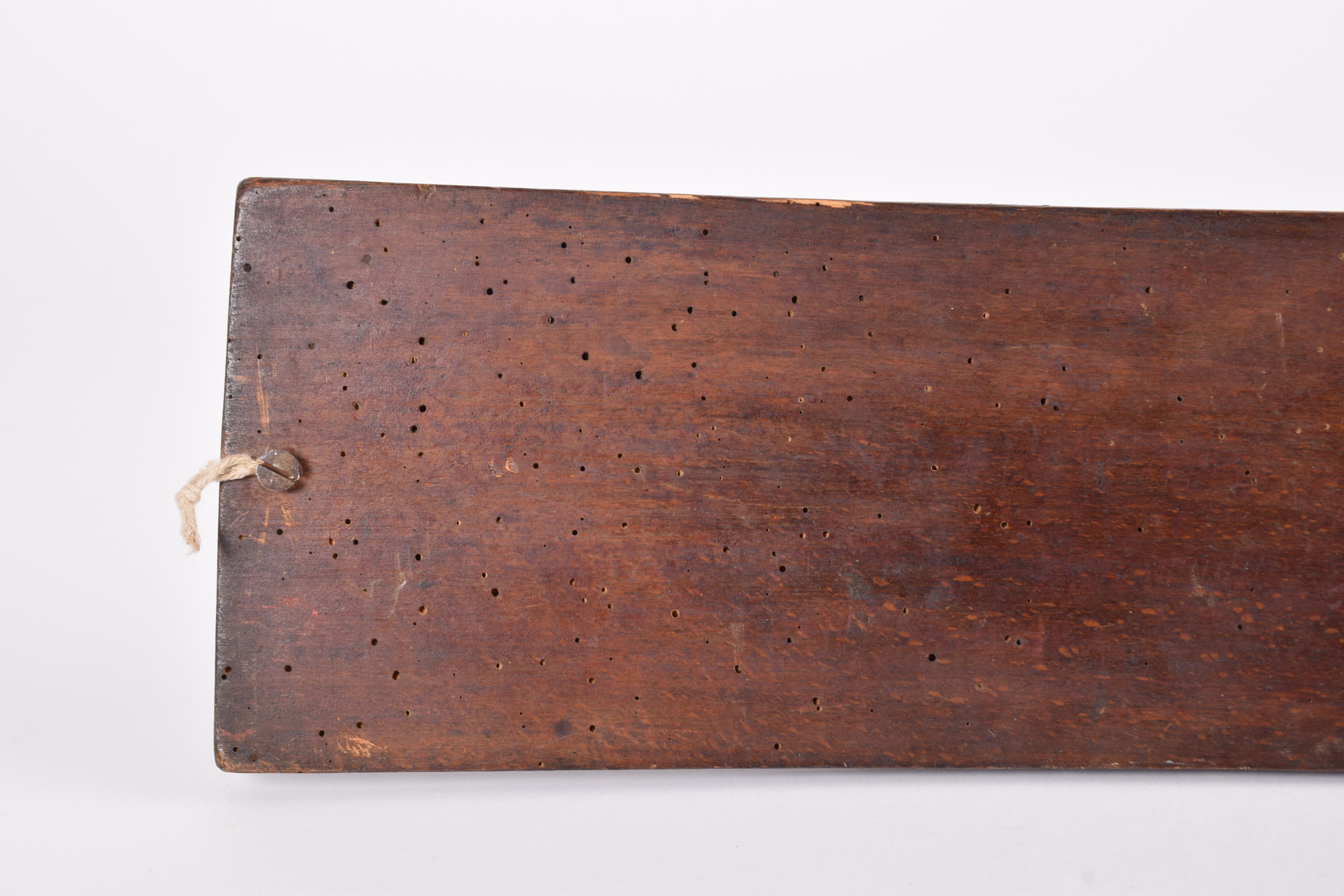 Antikes dänisches Mangle-Karton-Hochzeits-/ Liebesgeschenk aus Holz mit Pferd, datiert 1814 im Angebot 13