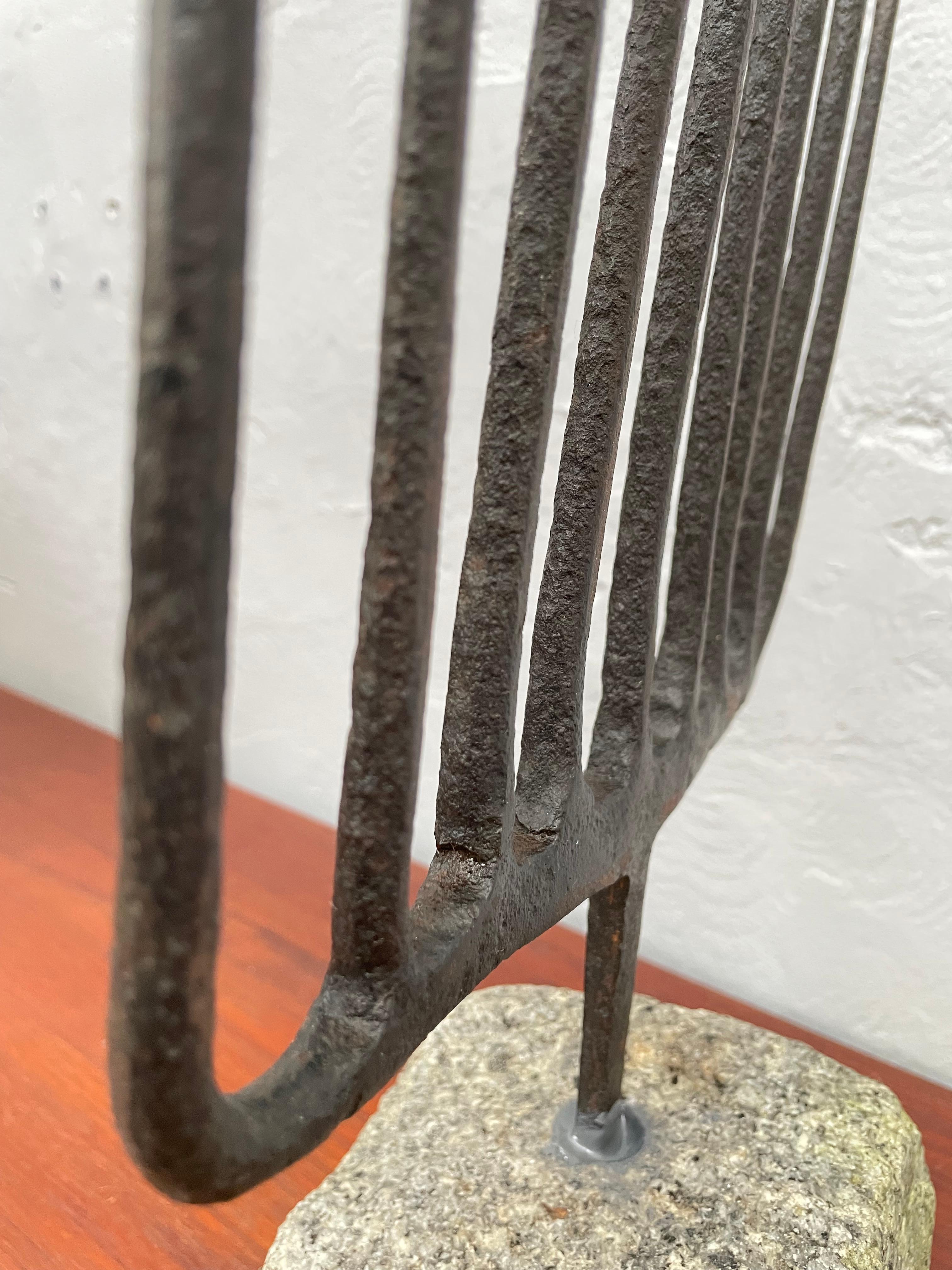 Tenedor de Pescado Danés Antiguo Montado en Hierro Forjado en venta 8