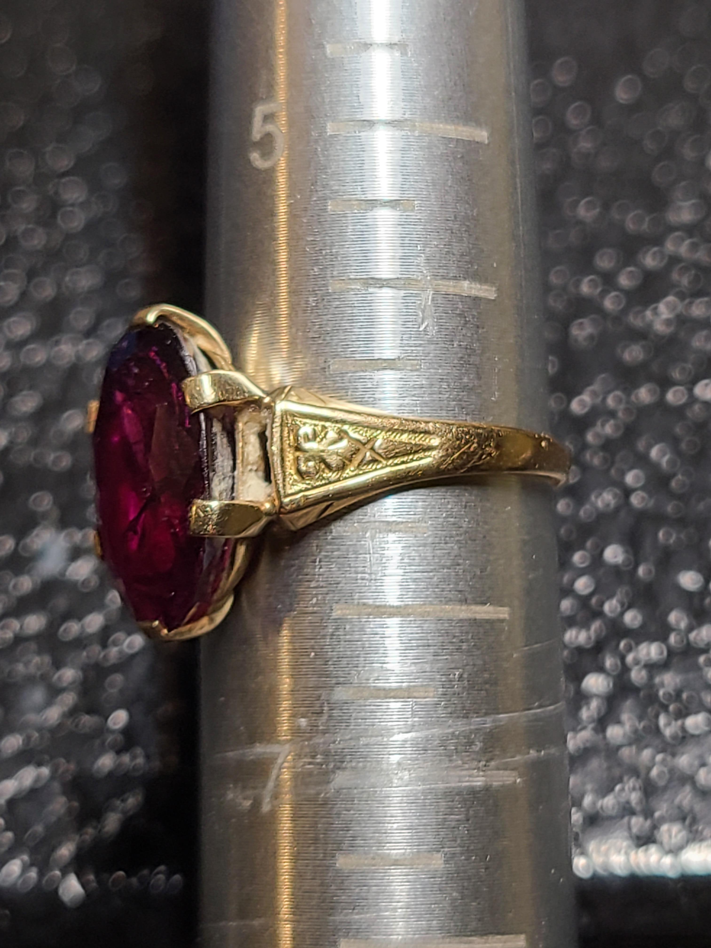 Antiker dunkler Amethystring mit natürlichem Stein Damen