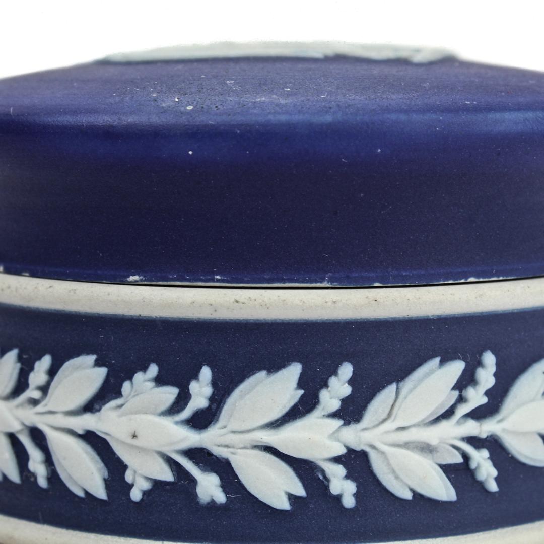 Antique Dark Blue Jasperware Wedgwood Round Covered Box  For Sale 5