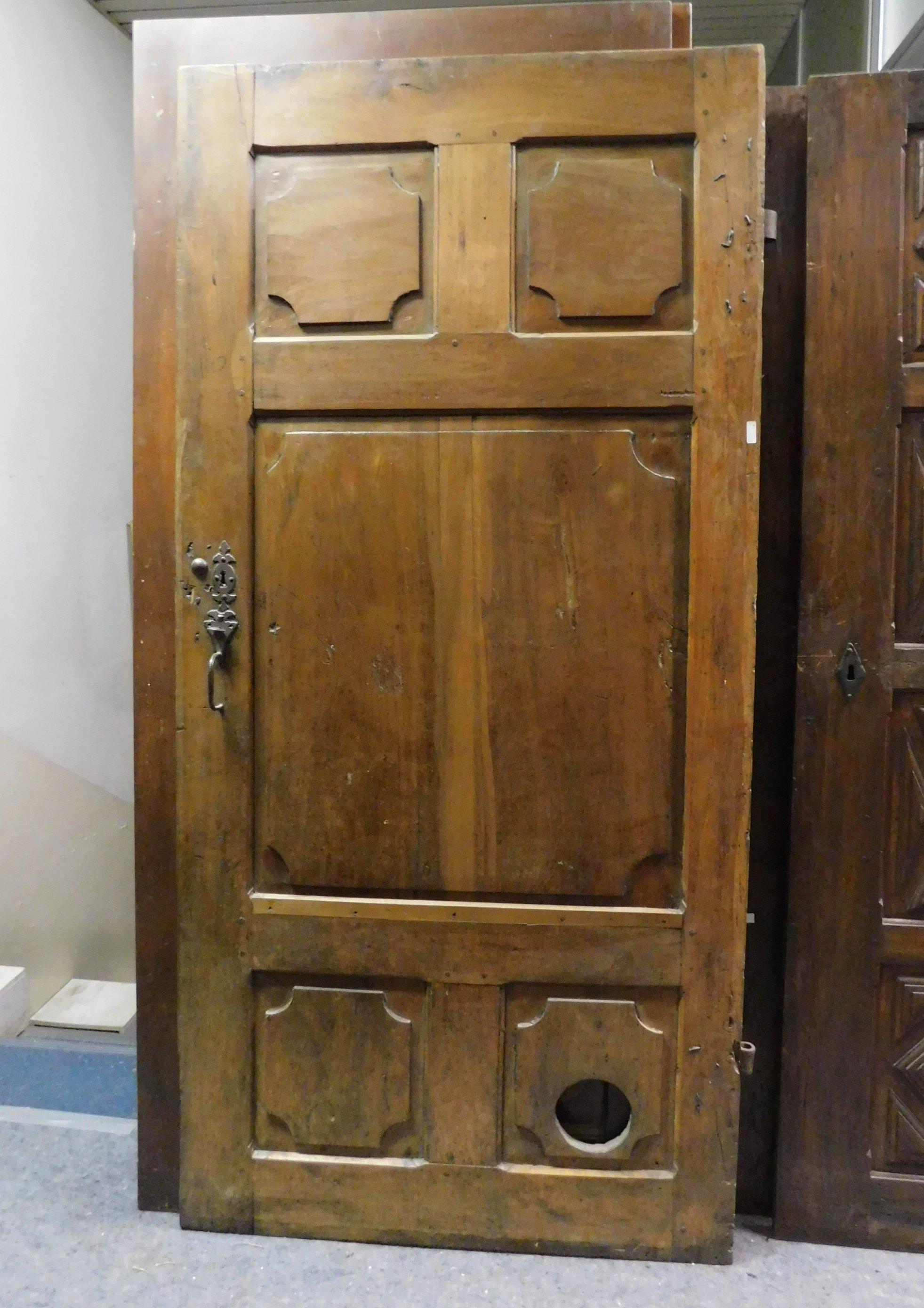 Antique Dark Brown Walnut Door, Hand Carved Panels, 18th Century, Italy In Good Condition For Sale In Cuneo, Italy (CN)