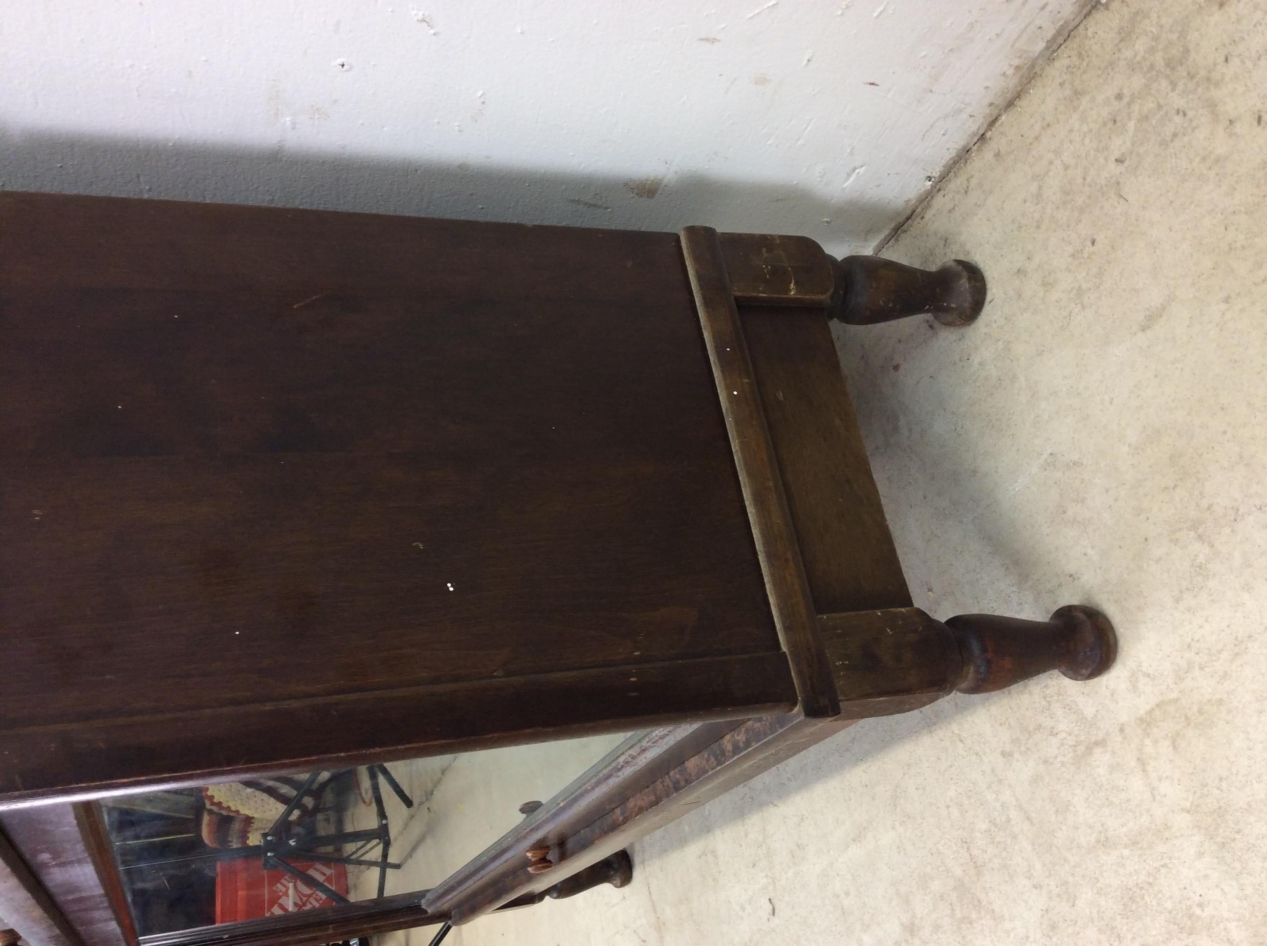 Libreria Barrister a 3 pile in Oak scuro antico con gambe affusolate in vendita 13