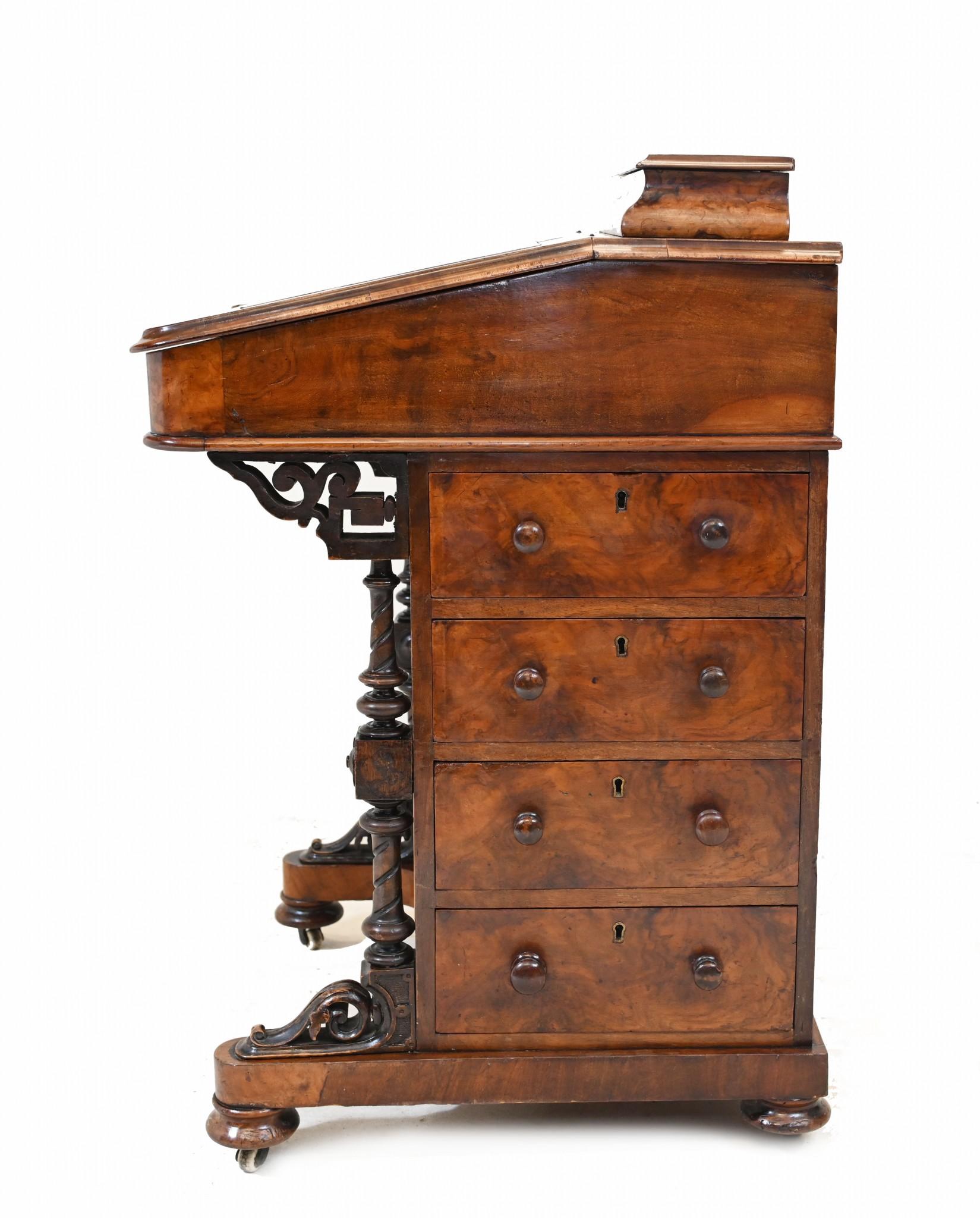 Vittoriano Antico scrittoio Davenport in noce vittoriano Secretaire 1880 in vendita