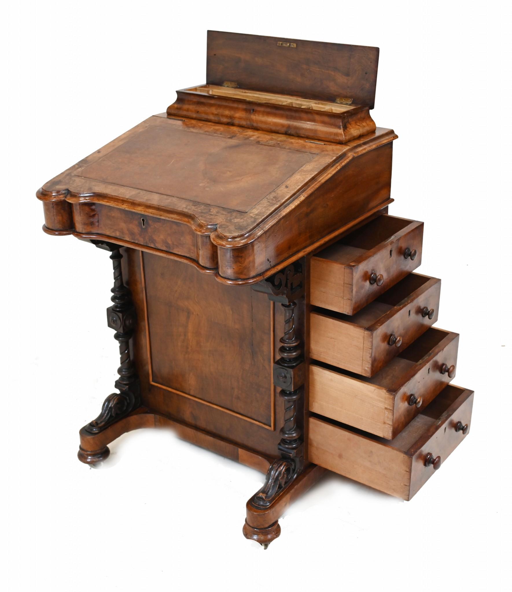 Antico scrittoio Davenport in noce vittoriano Secretaire 1880 in vendita 2