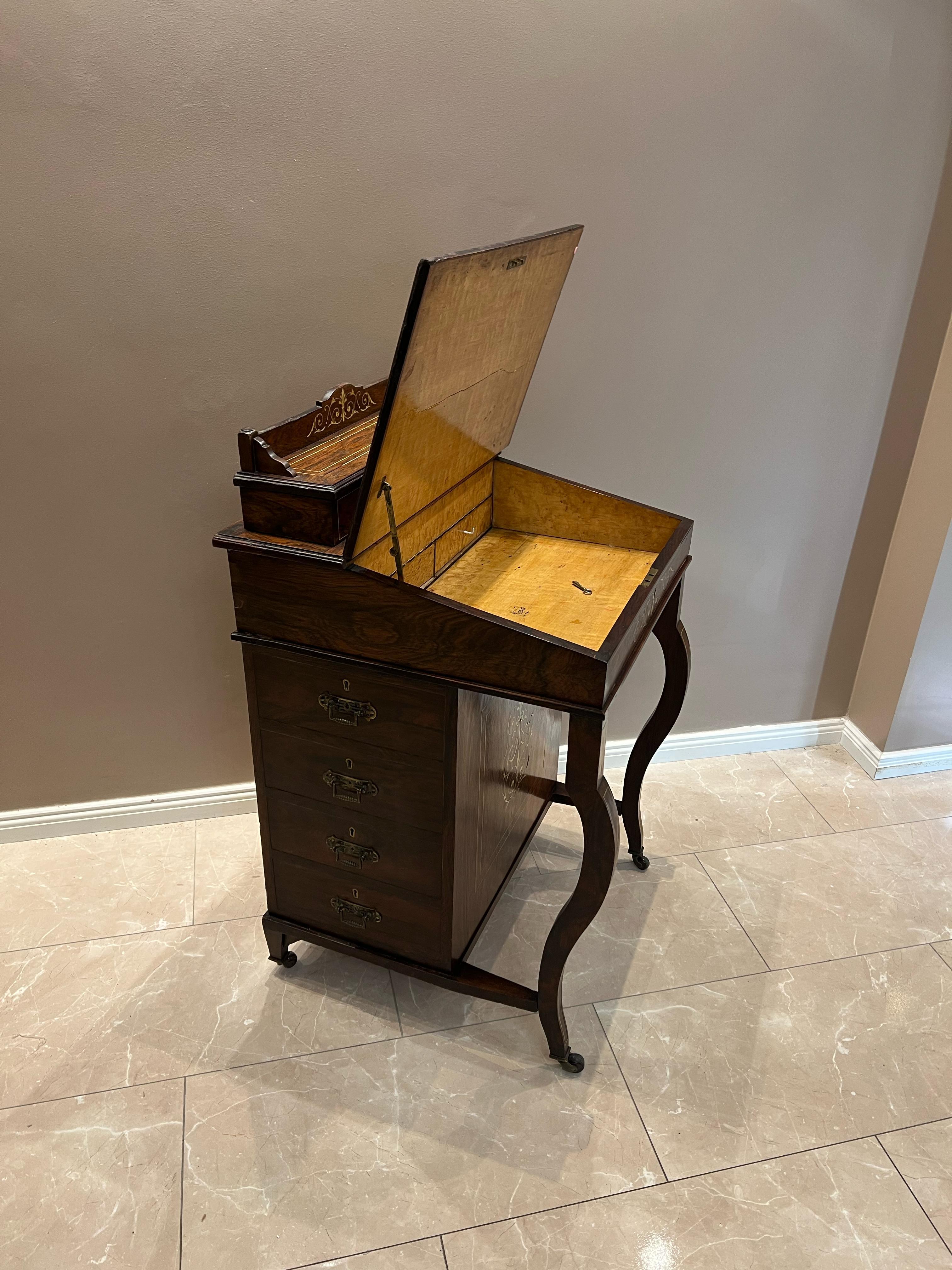 Antico scrittoio Davenport del XIX secolo Biedermeier con intarsi in oro del 1830 circa in vendita 11