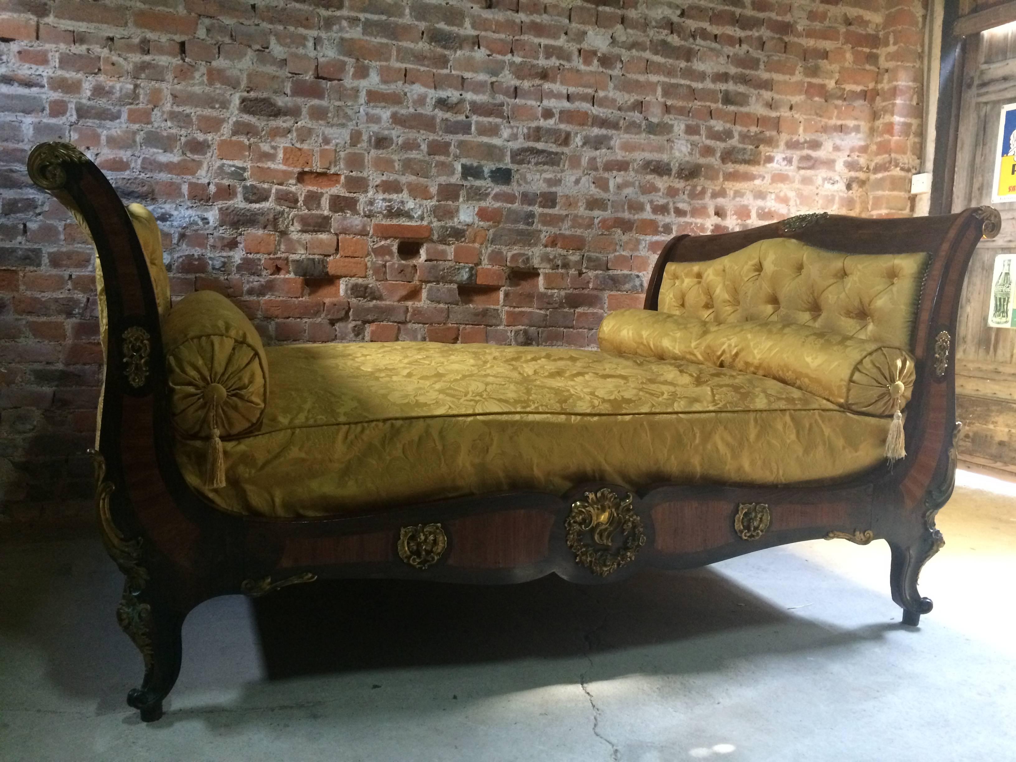Silk Antique Daybed Bed Lit en Bateau French Louis XV Style 19th Century, circa 1815