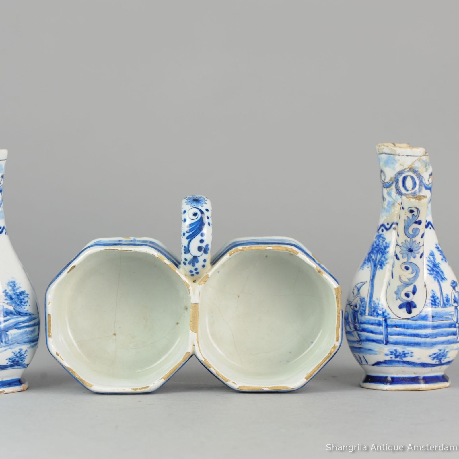 Antique De Klauw Delft Oil & Vinegar Blue & White Deftware Plates, ca 1700. Very nice set.

Additional information:
Material: Porcelain & Pottery
Color: Blue & White
Region of Origin: China
Period: ca 1700
Original/Reproduction: Original
Age: ca