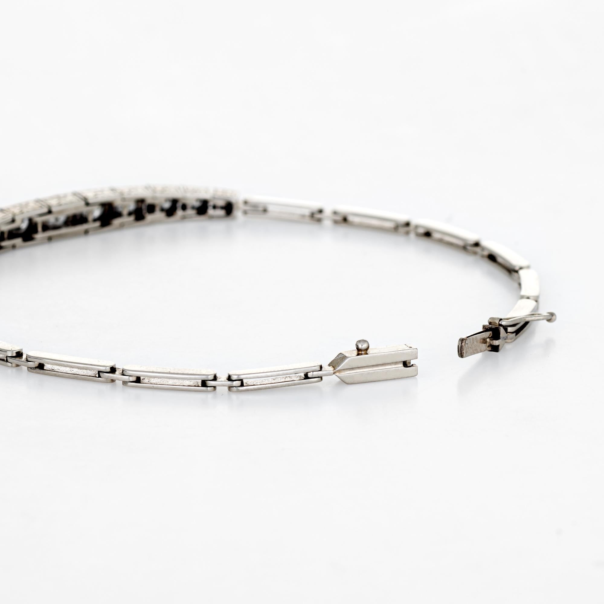 Stylish and elegant vintage Art Deco era bracelet (circa 1920s to 1930s), crafted in 14 karat white gold. 

Round brilliant cut diamonds graduate in size and total an estimated 1.15 carats (estimated at H-I color and VS2-SI1 clarity). 

The bracelet