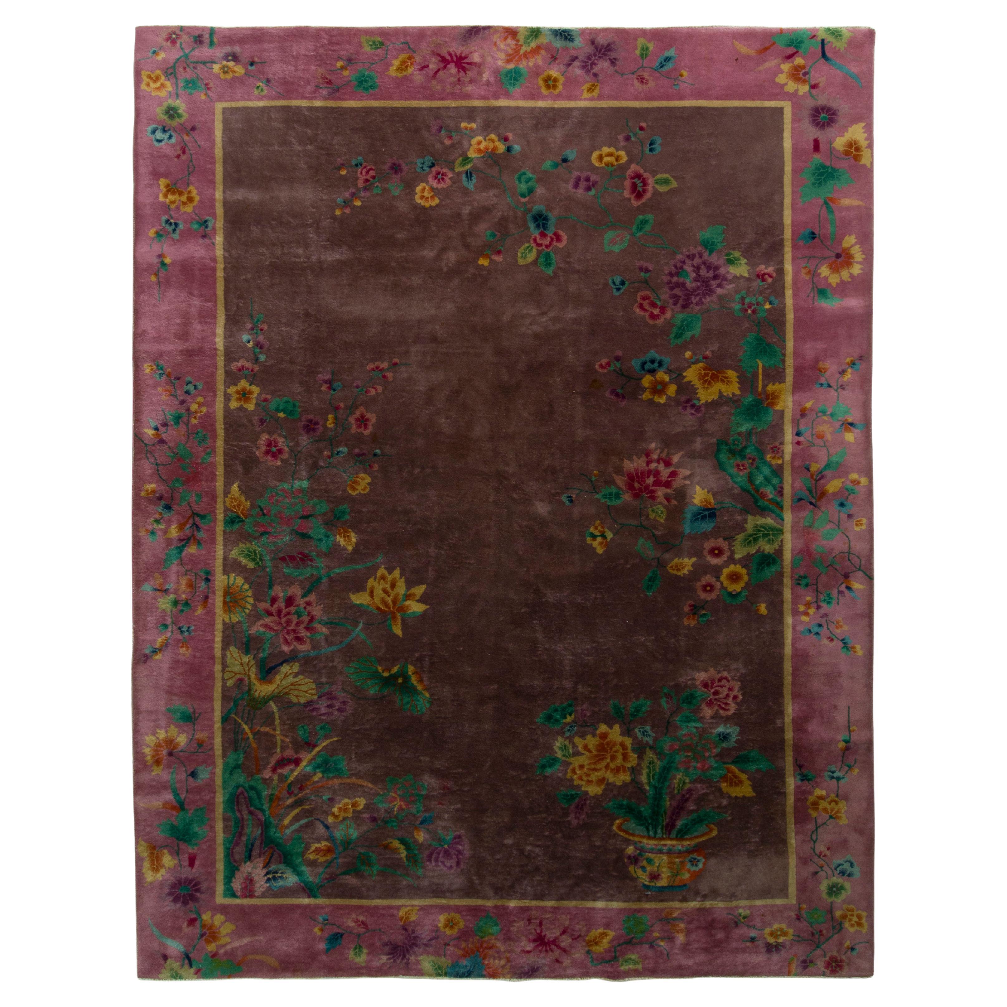 Tappeto cinese antico Deco in lana e seta viola di Rug & Kilim