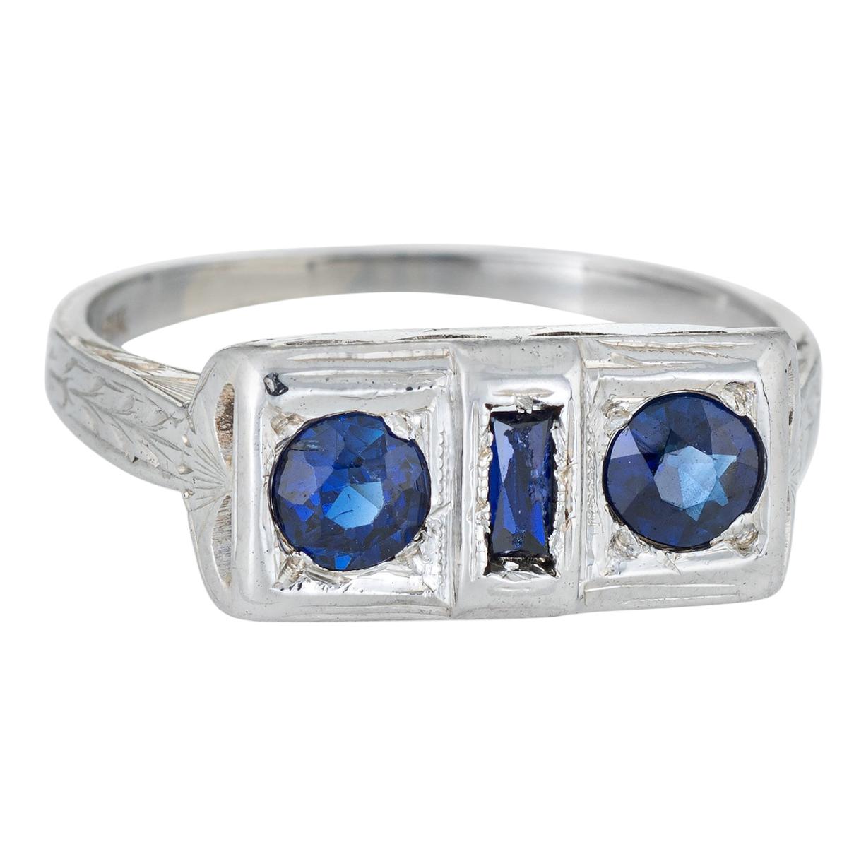 Antique Deco Double Sapphire Ring Vintage 18 Karat White Gold Square Jewelry