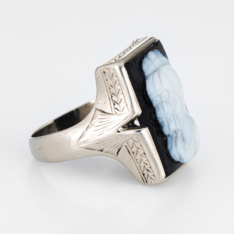 Antique Deco Men’s Sardonyx Cameo Ring Triple Profile 10 Karat Gold