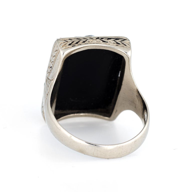 Antique Deco Men’s Sardonyx Cameo Ring Triple Profile 10 Karat Gold