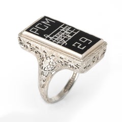 Antique Deco Music Sheet Ring Vintage 14 Karat White Gold Onyx