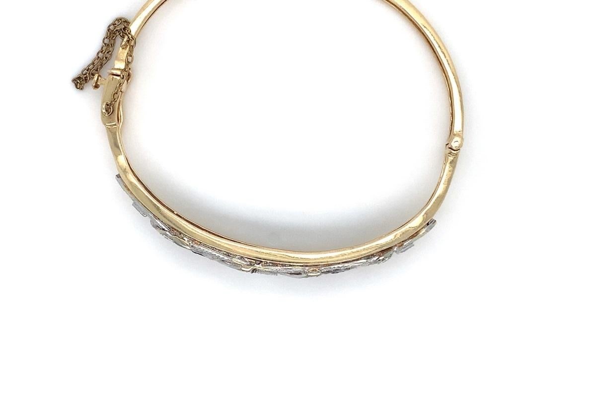 Femenino o masculino Antiguo brazalete decorativo de oro con diamantes, hacia 1920 en venta
