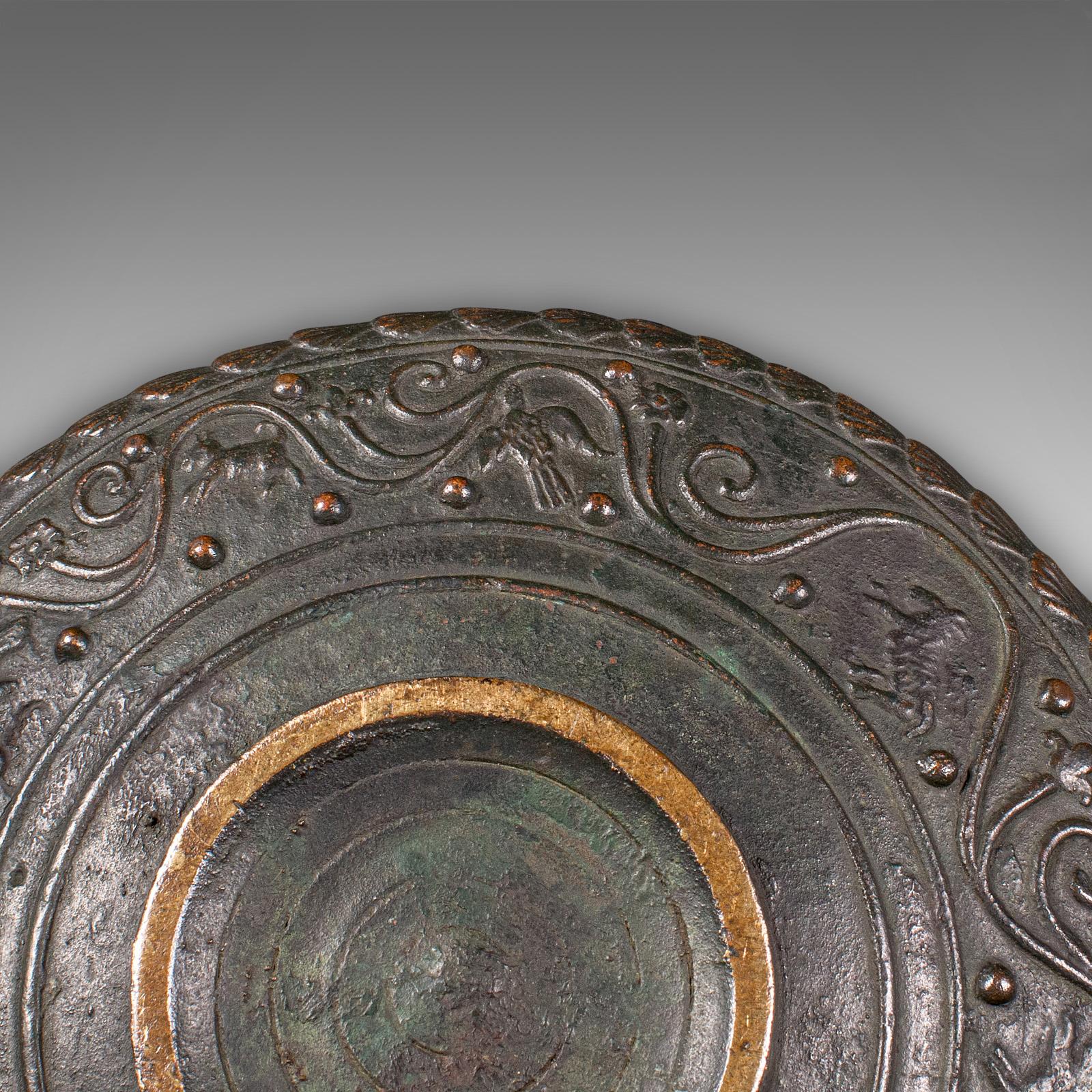 Bol décoratif japonais en bronze ancien, période Edo, géorgien, vers 1750 en vente 2