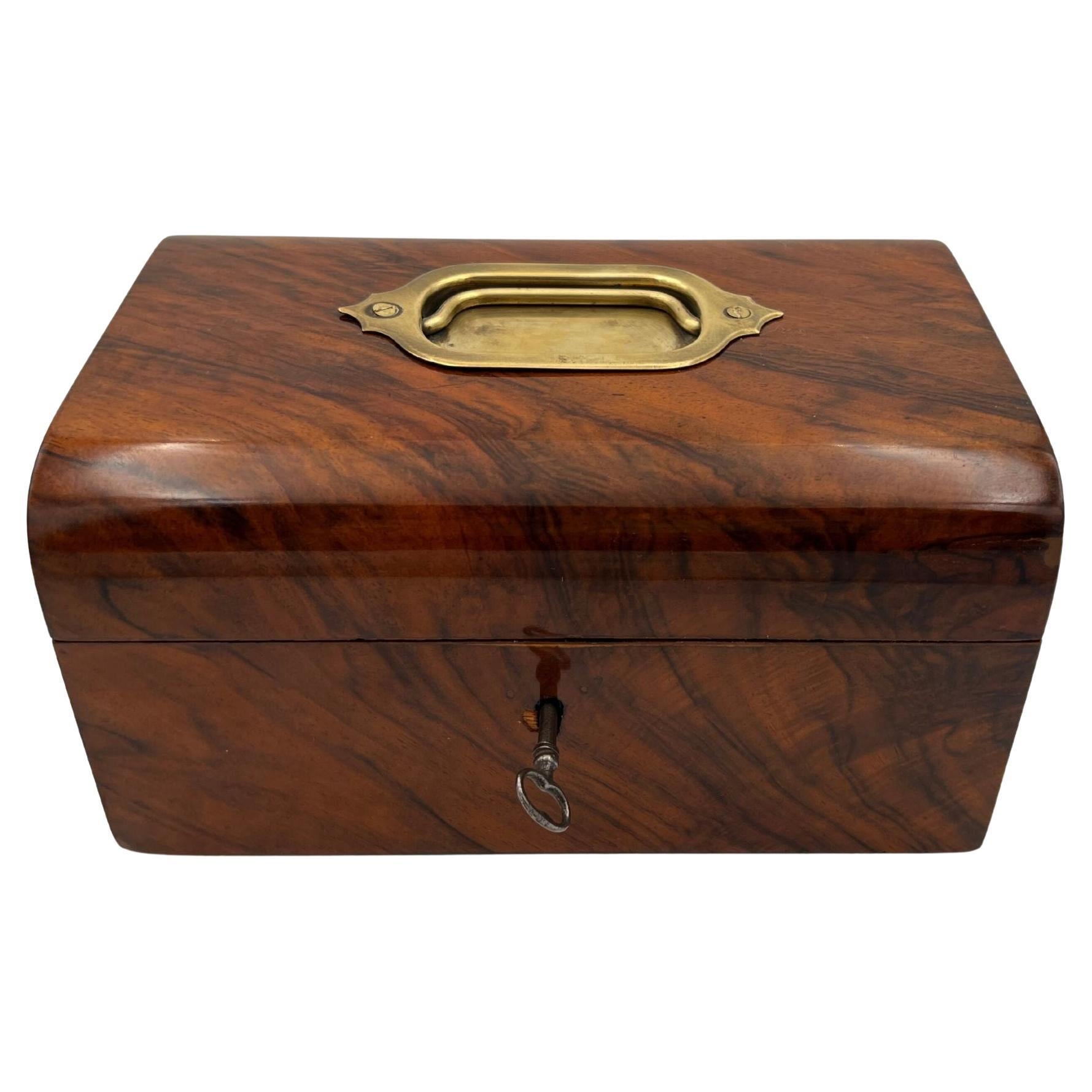 Antique Decorative Box, Walnut Veneer and Brass, South Germany, circa 1850 For Sale