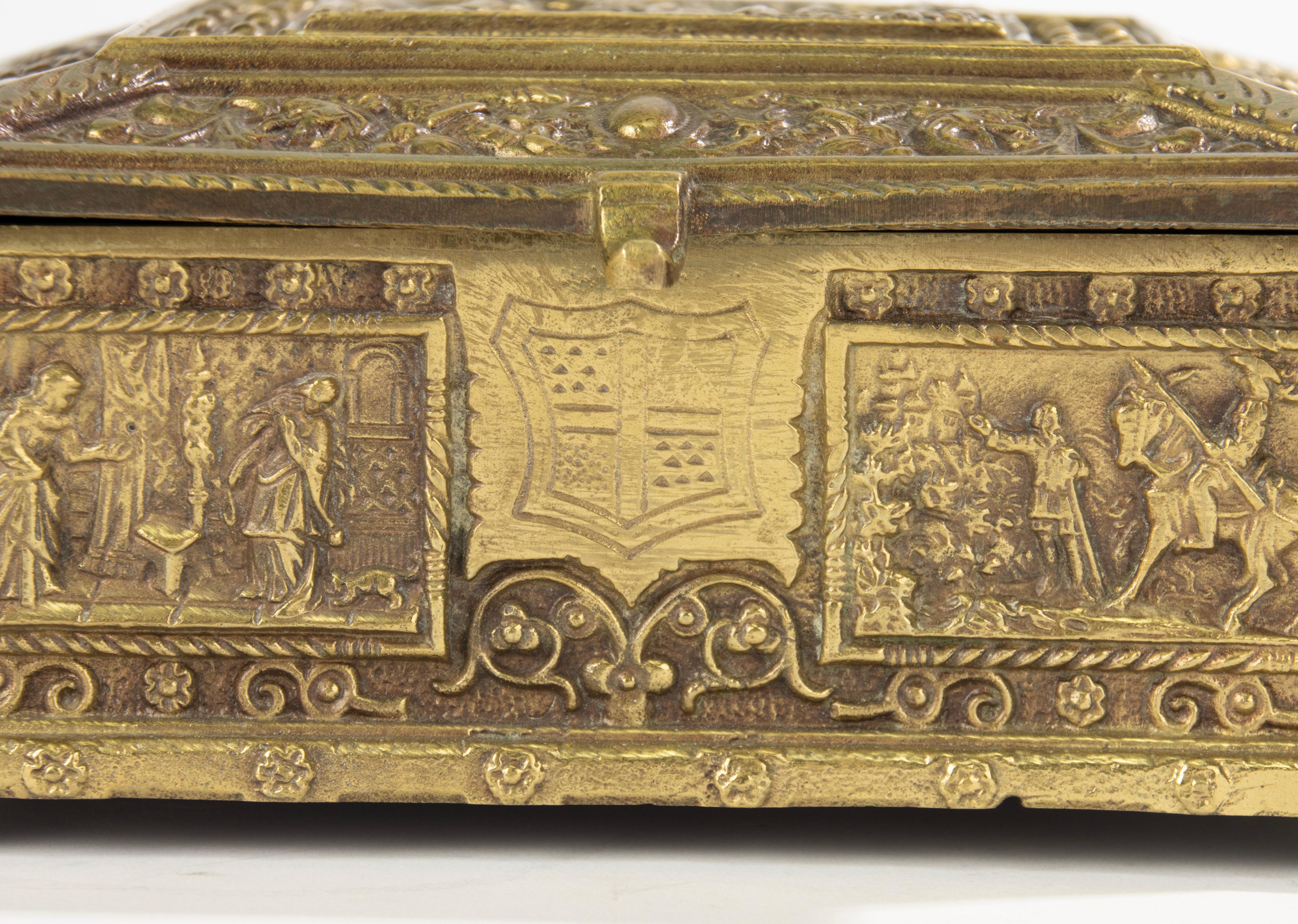 Early 20th Century Antique Decorative Bronze Box  For Sale