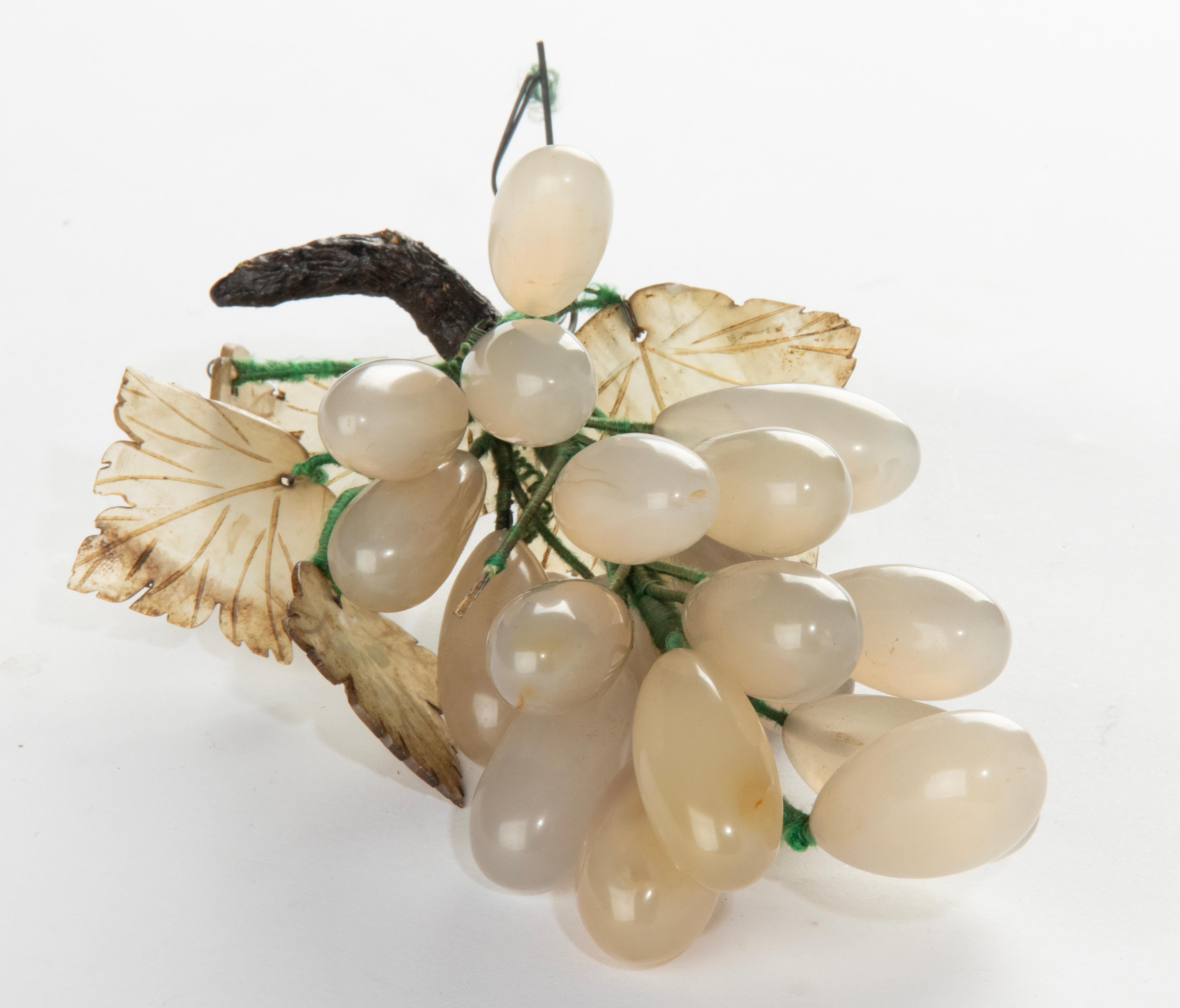 Hand-Crafted Antique Decorative Bunch of Grapes made of Quartz Stone For Sale