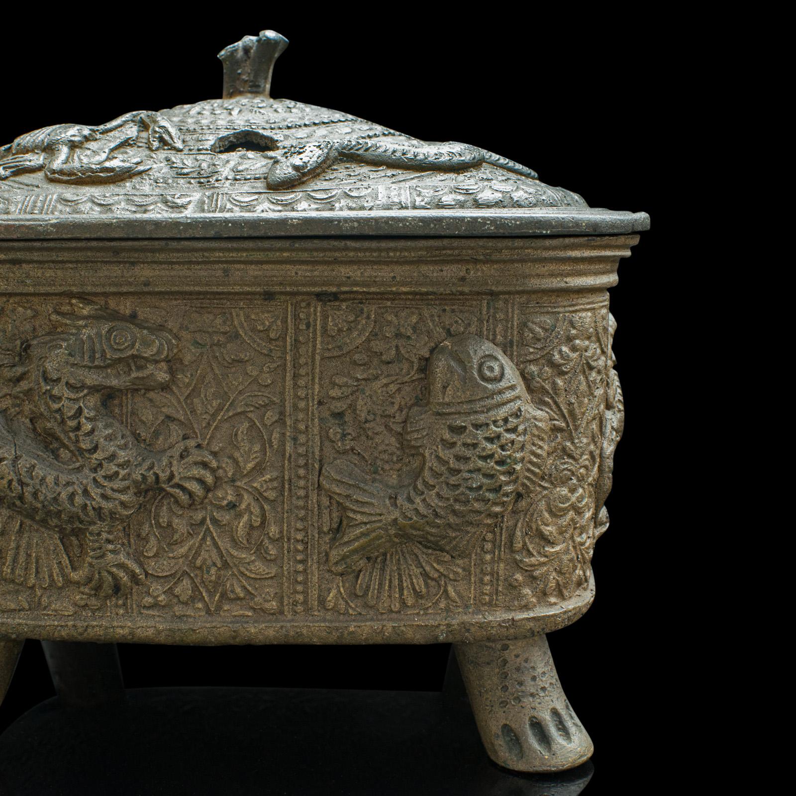 Encensoir décoratif chinois ancien, en bronze, brûleur d'encens, victorien, vers 1850 en vente 4