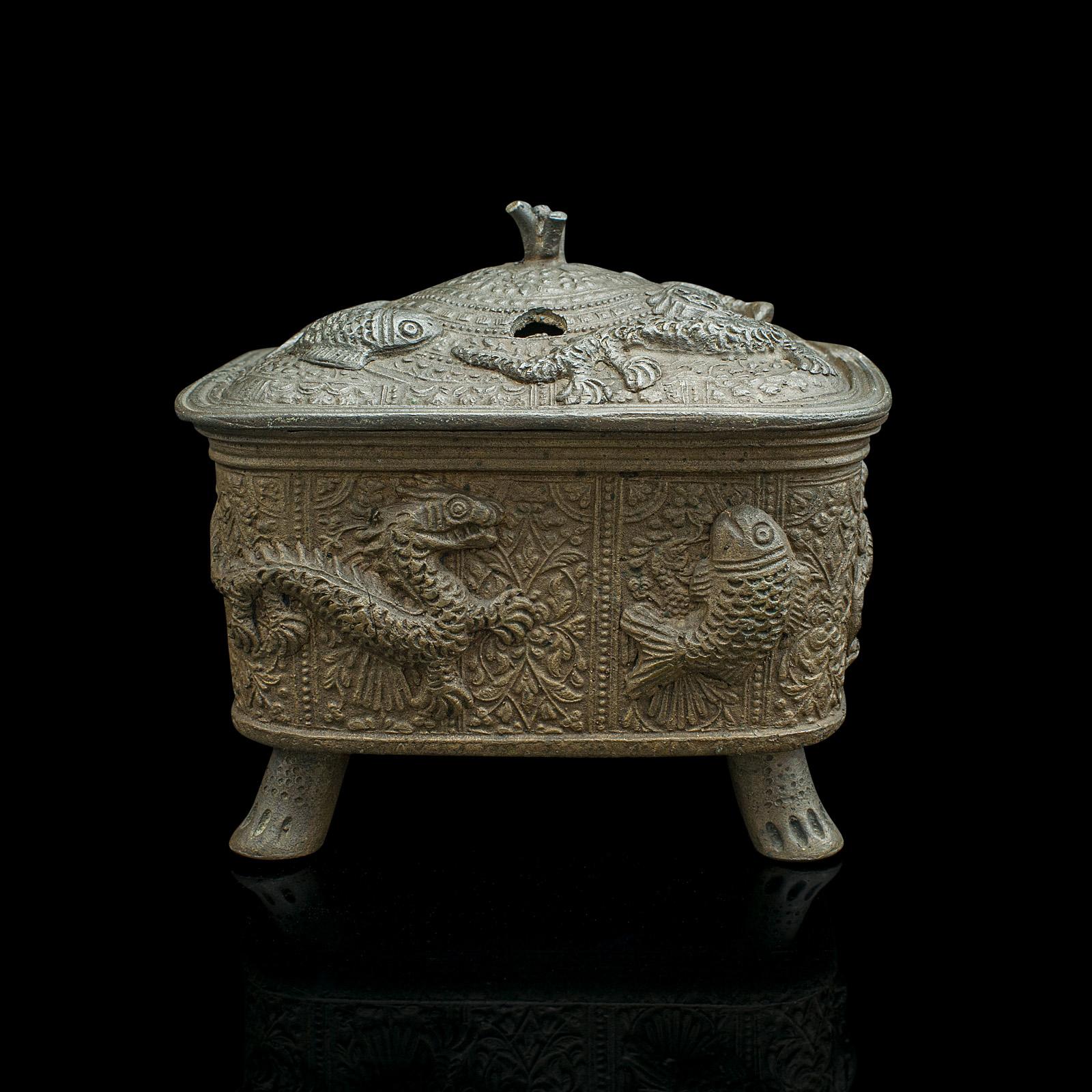 Chinois Encensoir décoratif chinois ancien, en bronze, brûleur d'encens, victorien, vers 1850 en vente