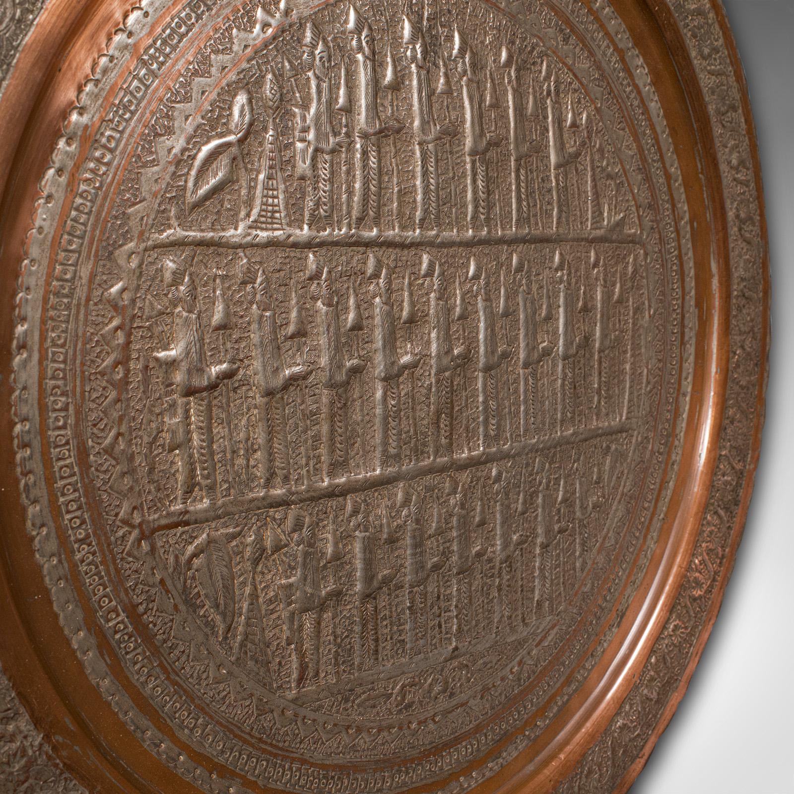 Antike dekorative Platte, türkisch, Kupfer, Repousse, Wandteller, viktorianisch im Angebot 1