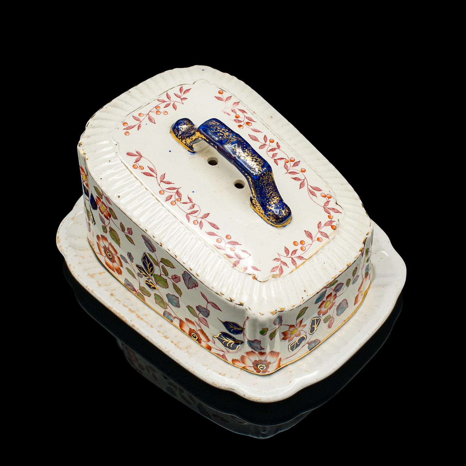 Céramique Porte-fromage décoratif anglais ancien, céramique, plat à beurre victorien, 1900 en vente
