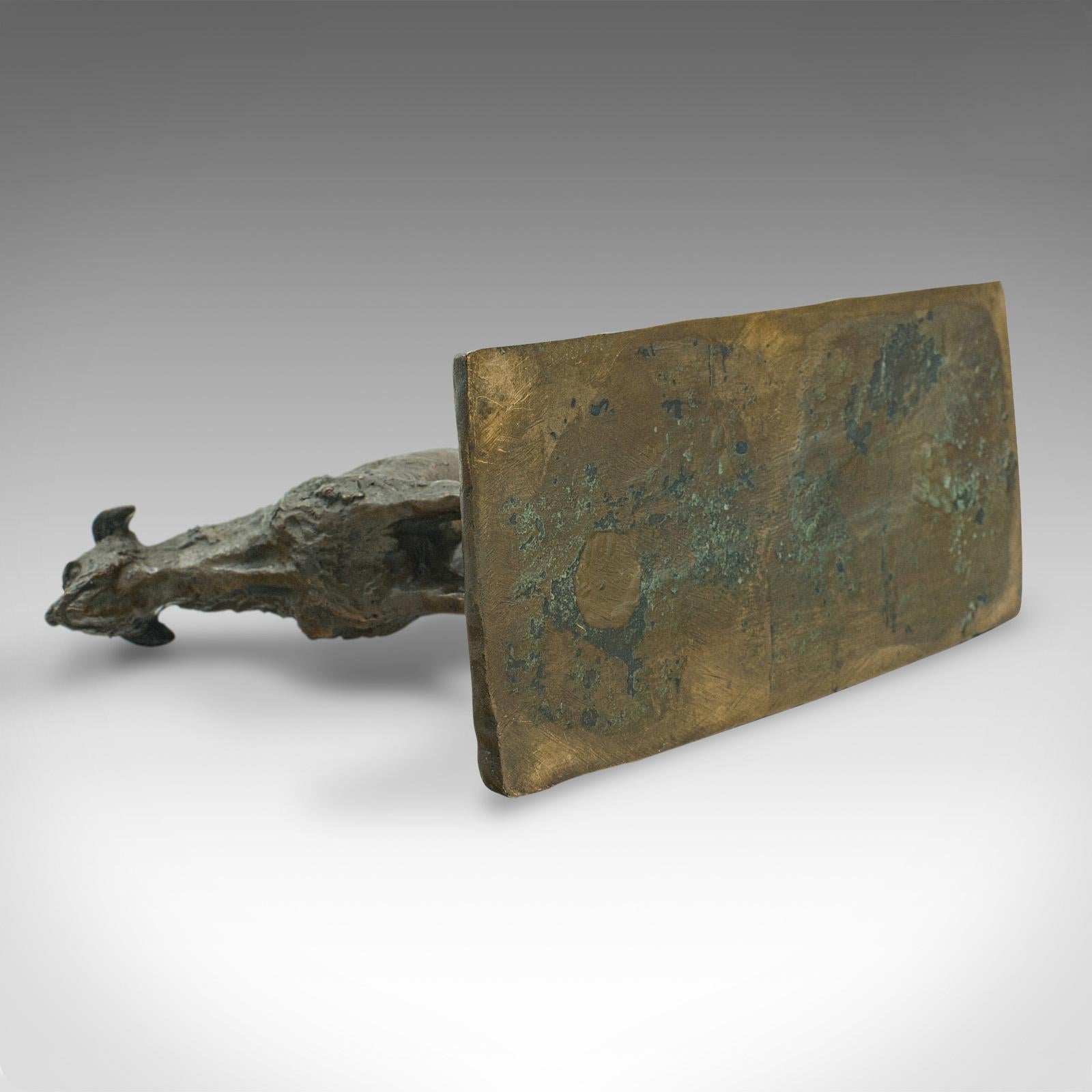 Figure décorative ancienne de chien en bronze autrichienne, chien viennois Borzoi, époque victorienne en vente 5
