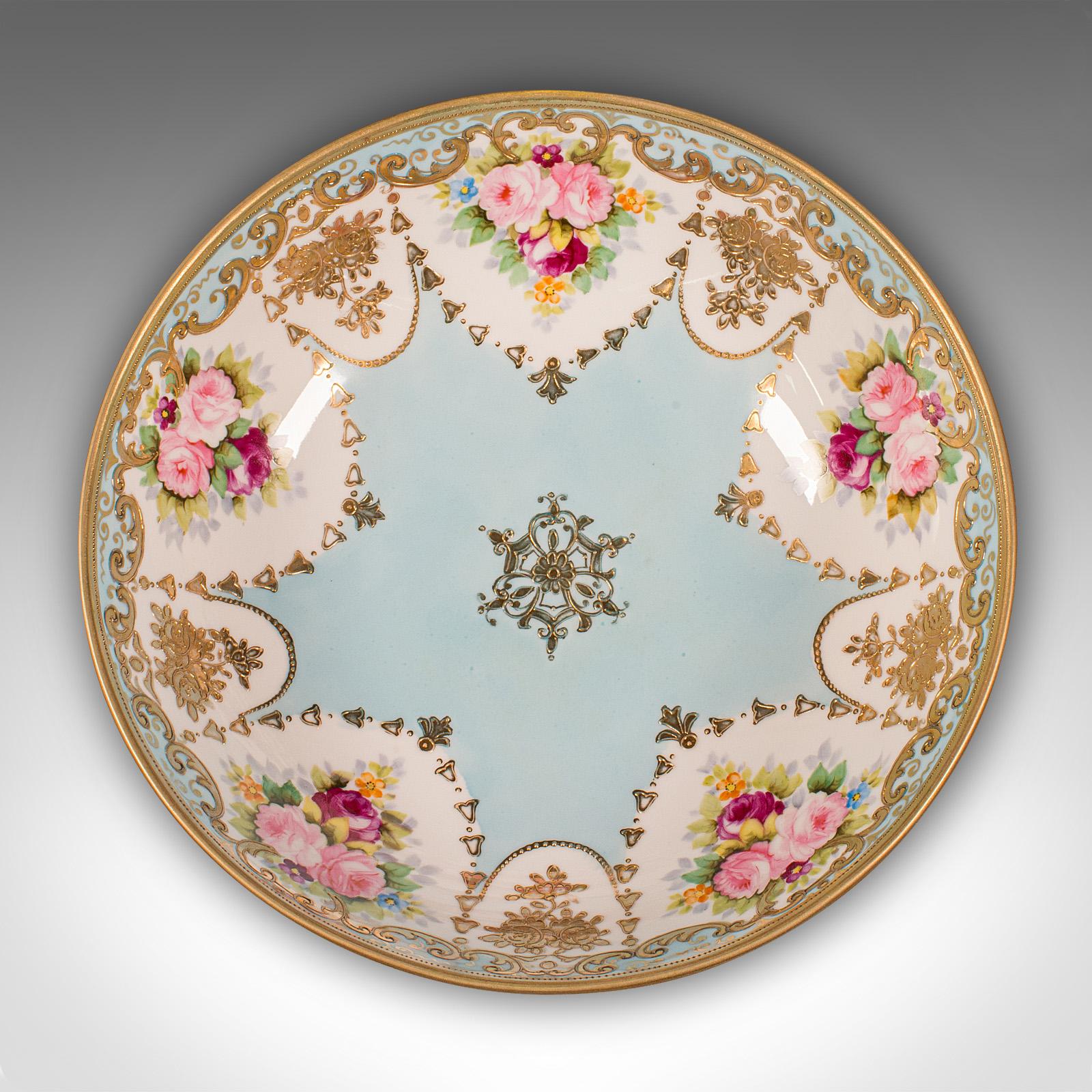 Antike dekorative Schale mit Fuß, japanisch, Keramik-Servierschale, Noritake, um 1920 im Angebot 1
