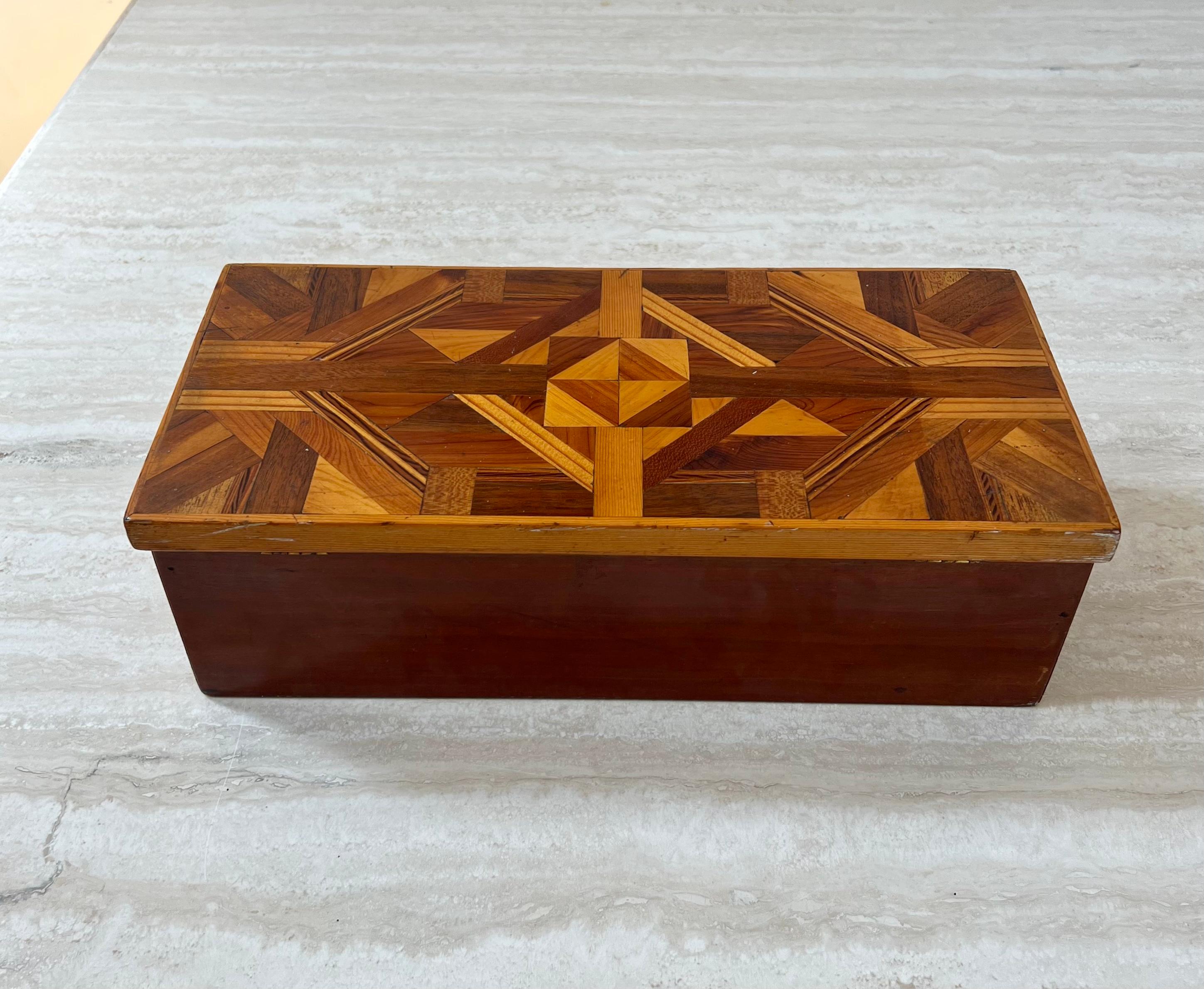 Wood Antique Decorative Frank Lloyd Wright style Jewelry Box, circa 1930s