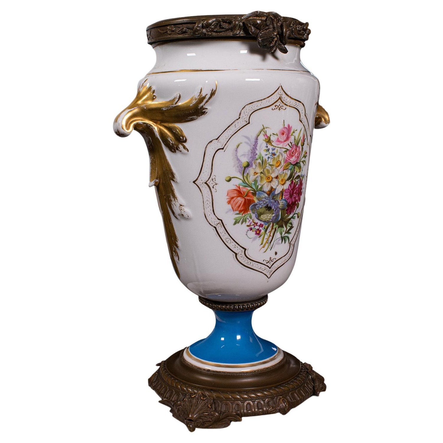 https://a.1stdibscdn.com/antique-decorative-jardiniere-french-ceramic-display-planter-vase-victorian-for-sale/f_26453/f_295449421657659669630/f_29544942_1657659669973_bg_processed.jpg?width=1500