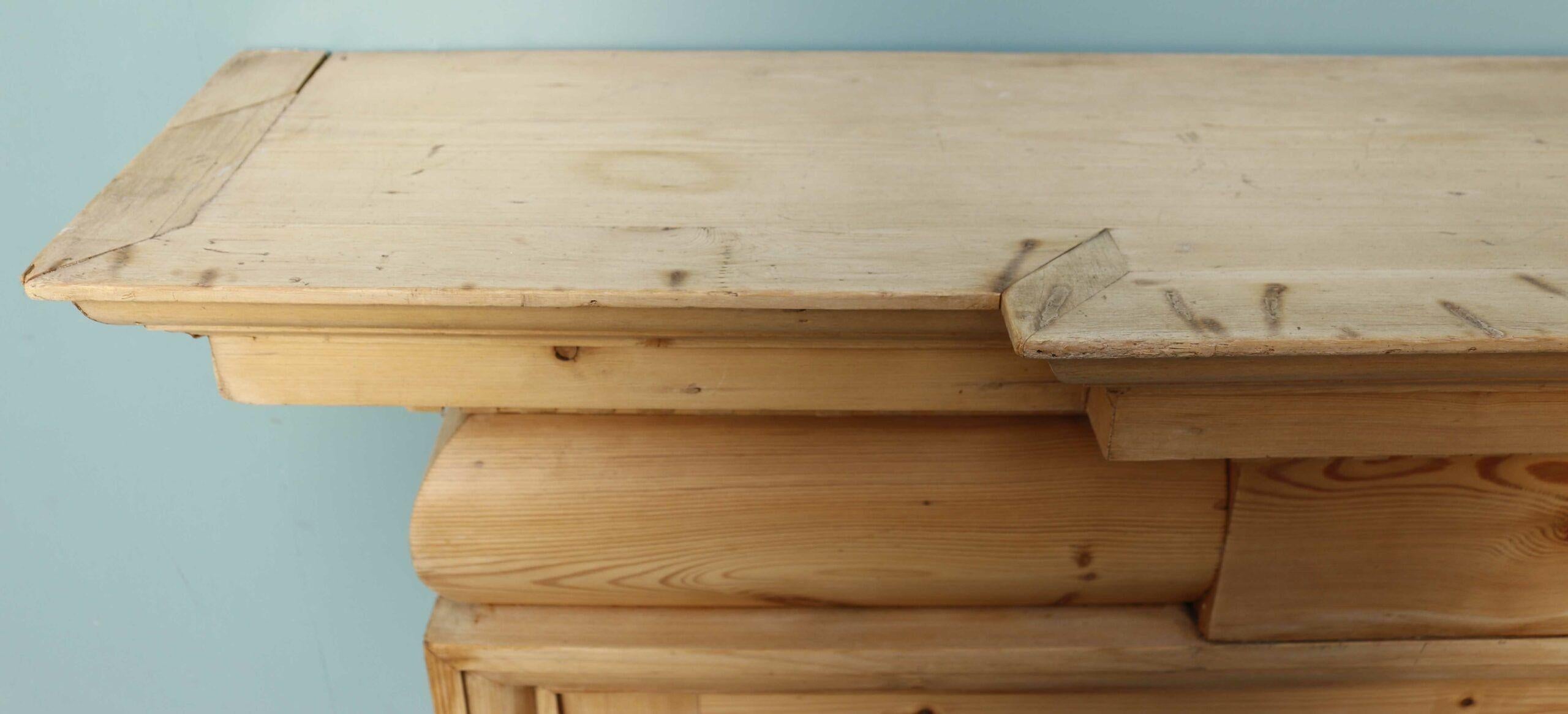 Antique Decorative Pine Fireplace In Good Condition In Wormelow, Herefordshire