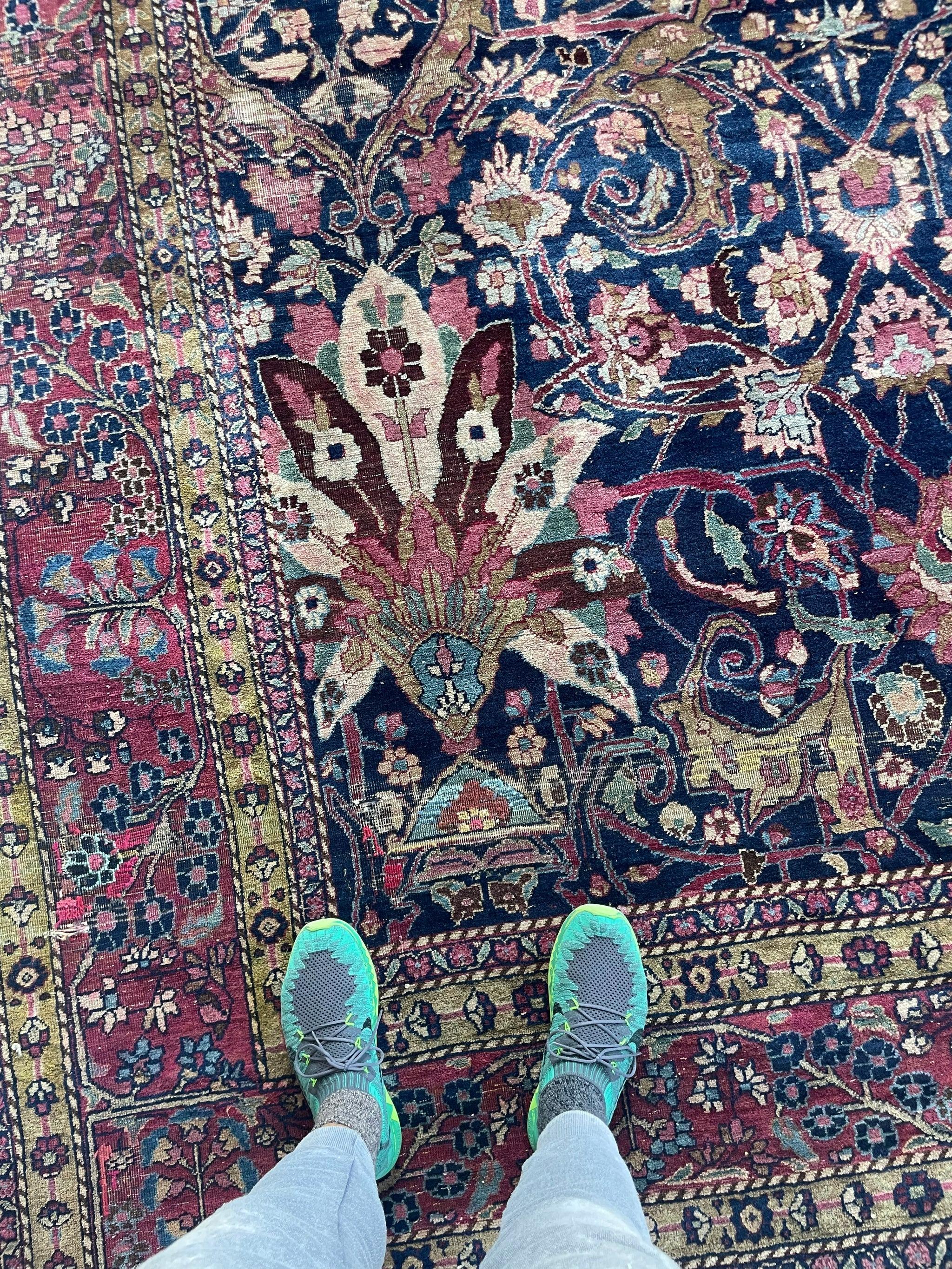 Tapis décoratif ancien du nord-est du Khorassan-Mashad, vers les années 1920-1930 en vente 1