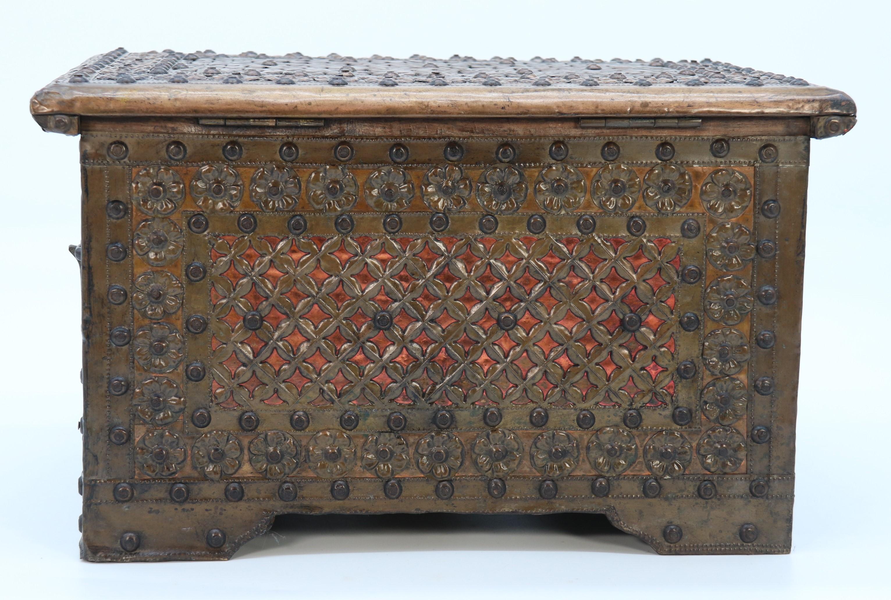 Antique decorative small Zanzibar brass and copper mounted chest or strongbox For Sale 7