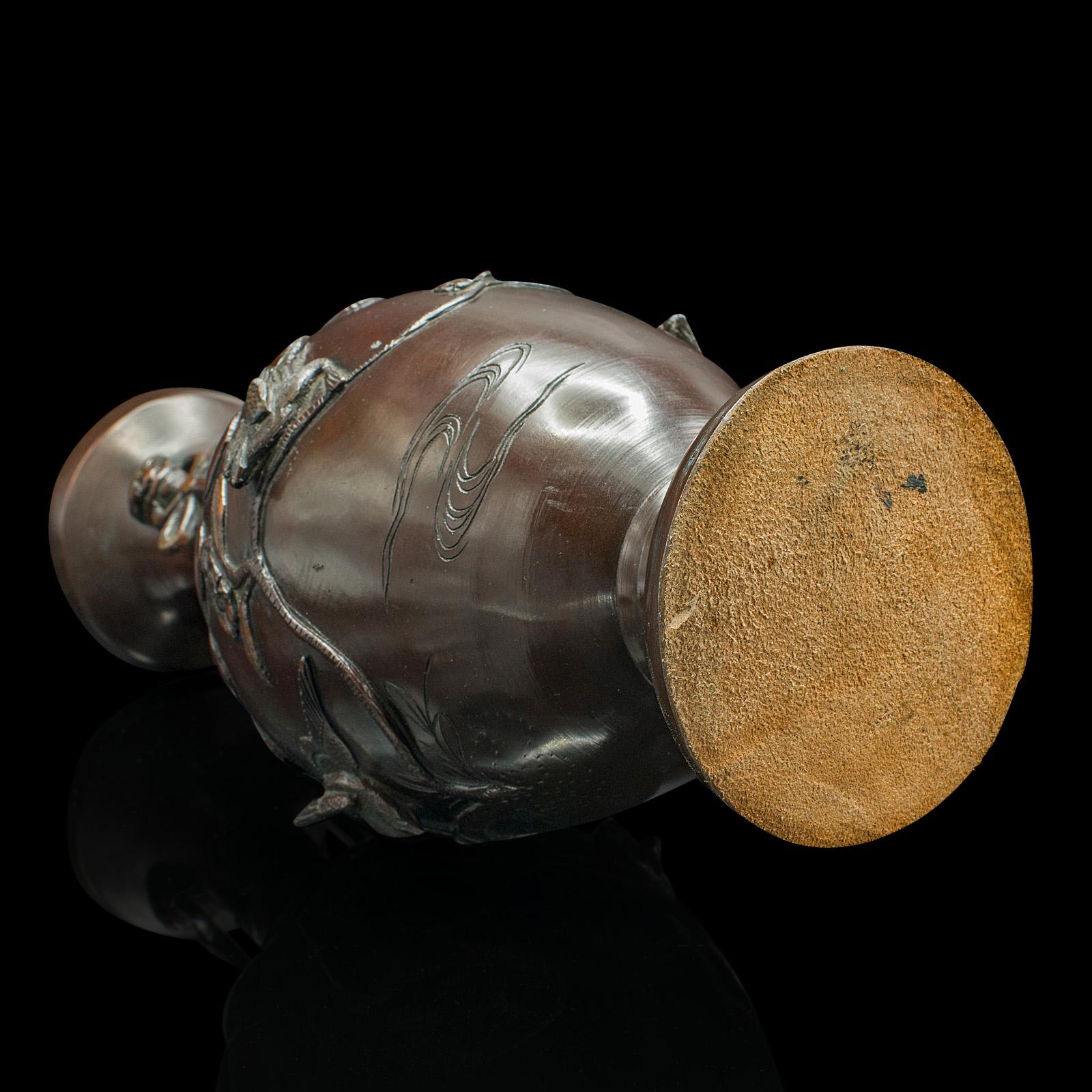 Antico vaso decorativo a stelo, giapponese, bronzo, urna Meiji, vittoriano, Circa 1880 in vendita 5