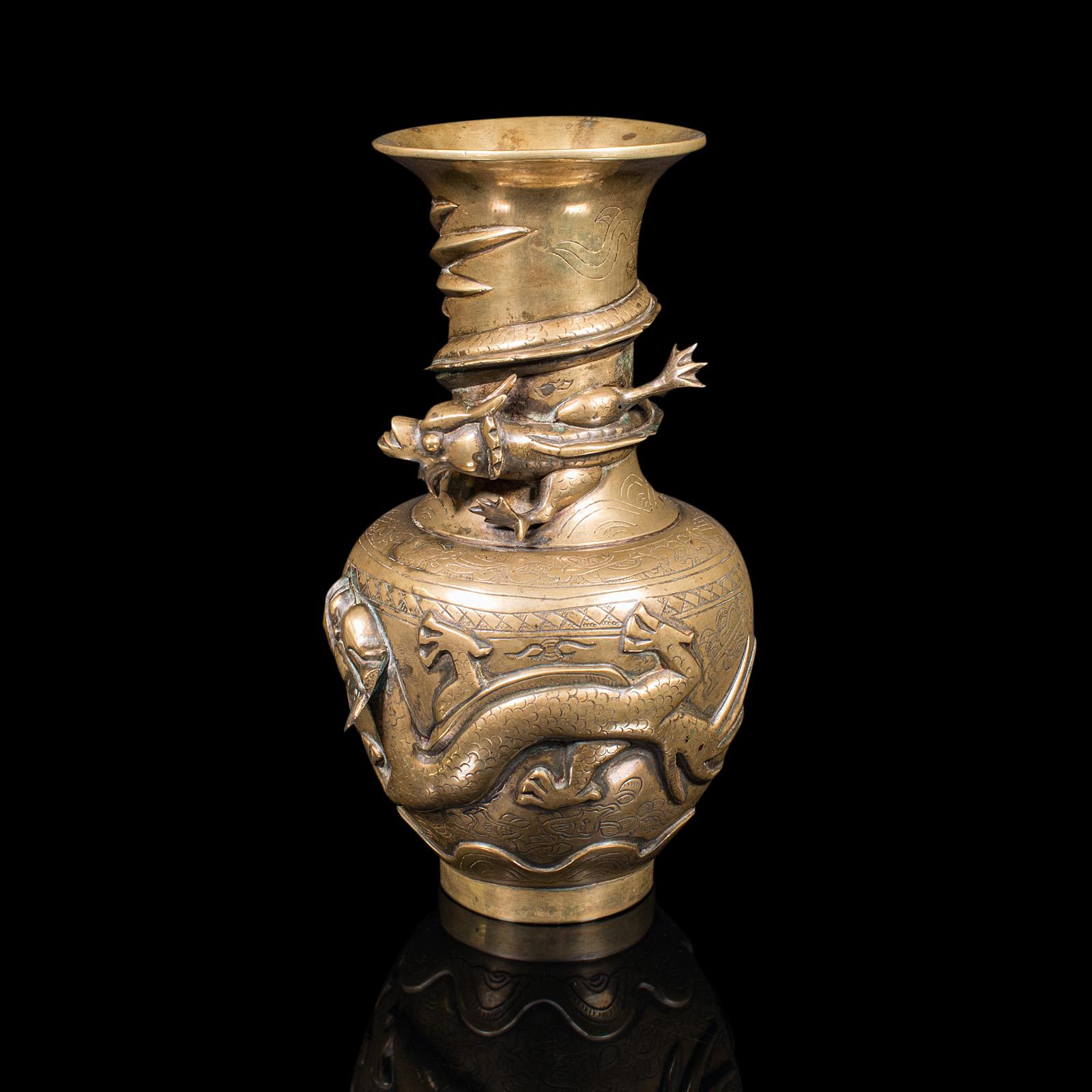 Antique Decorative Vase, Chinese, Brass, Flower Urn, Dragon Motif, Victorian In Good Condition For Sale In Hele, Devon, GB