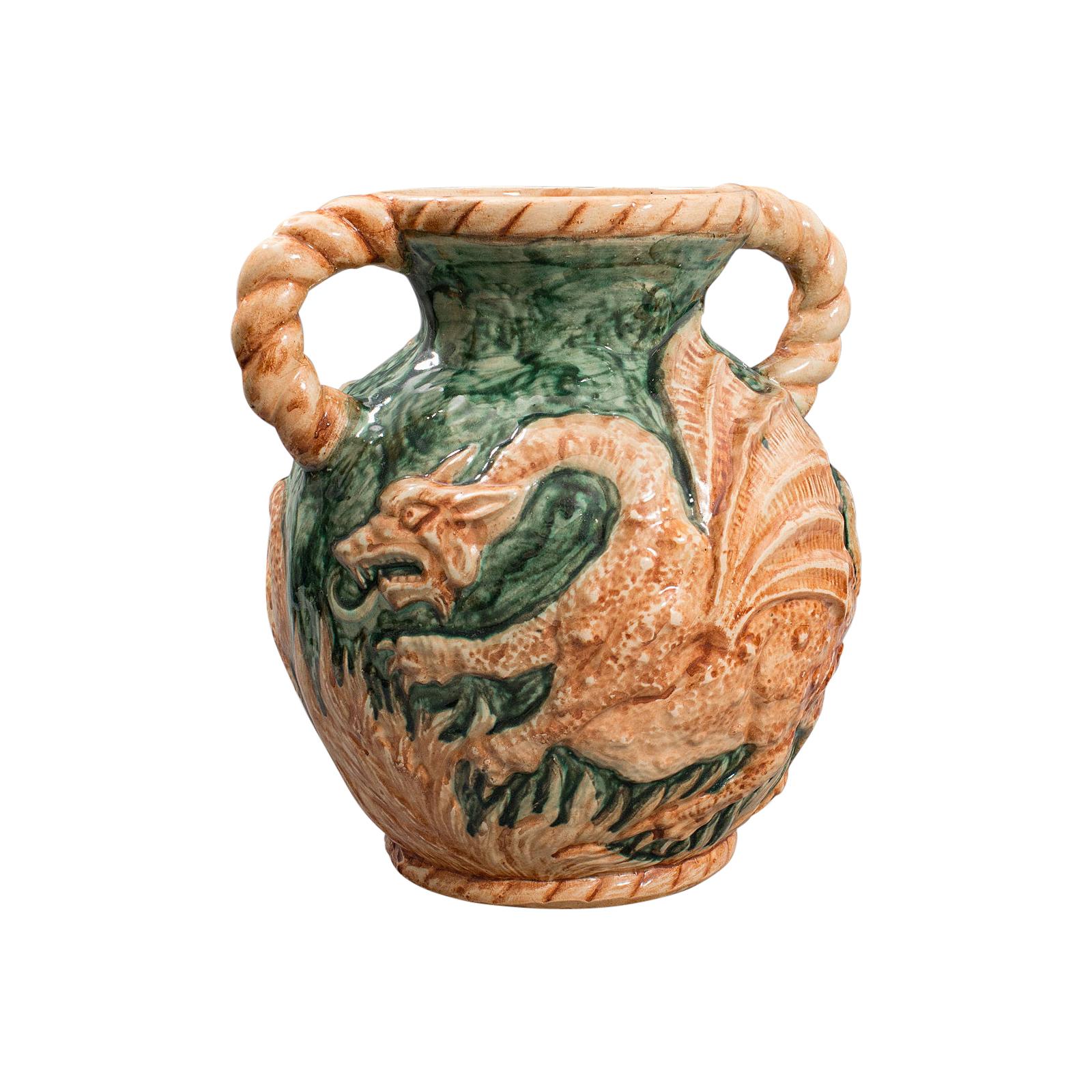 Vase décoratif ancien continental, céramique, urne à balustre, dragon, victorien