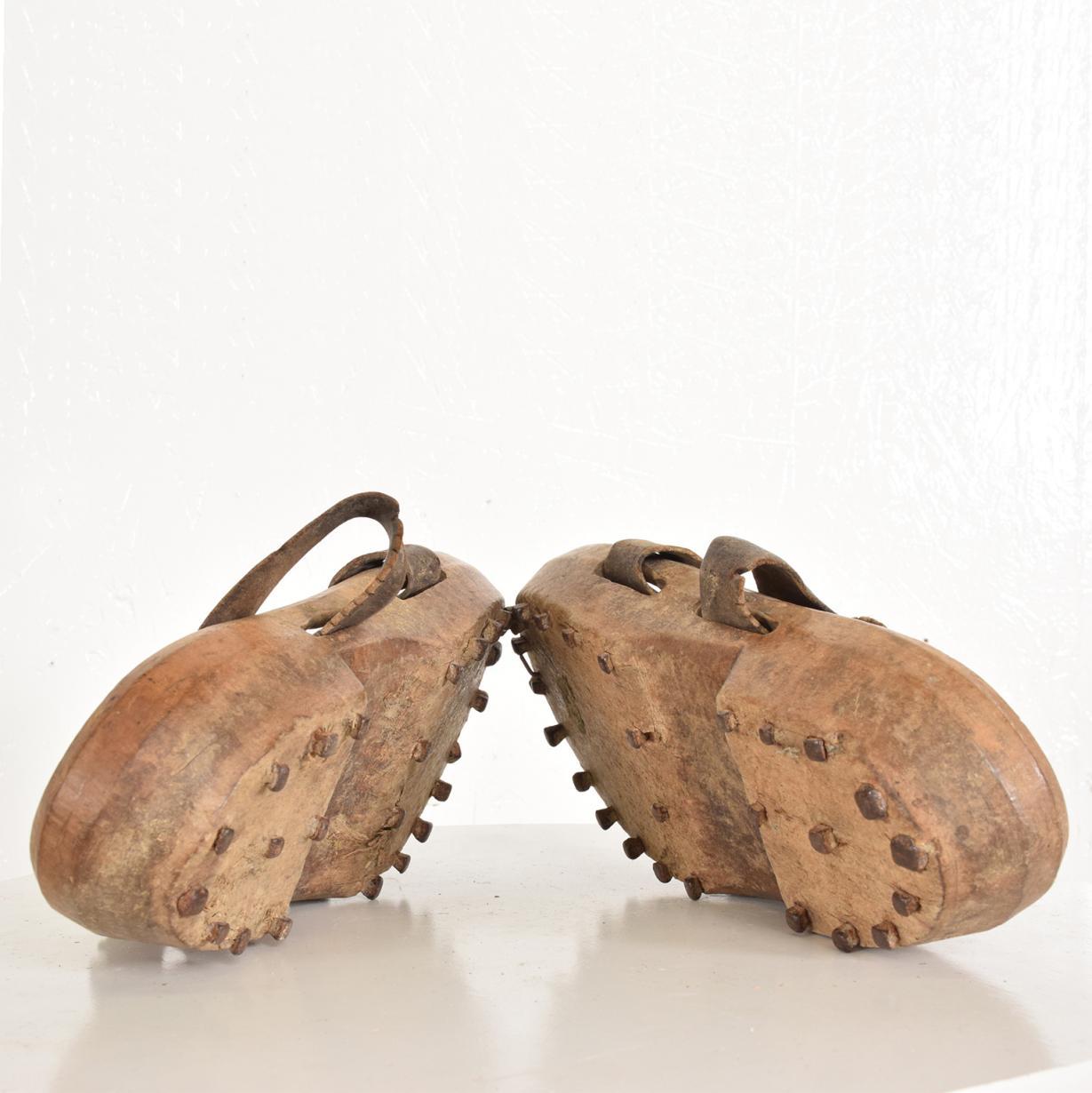 Anglo-Japanese Antique Decorative Wood Gardening Shoes Japanese Asian