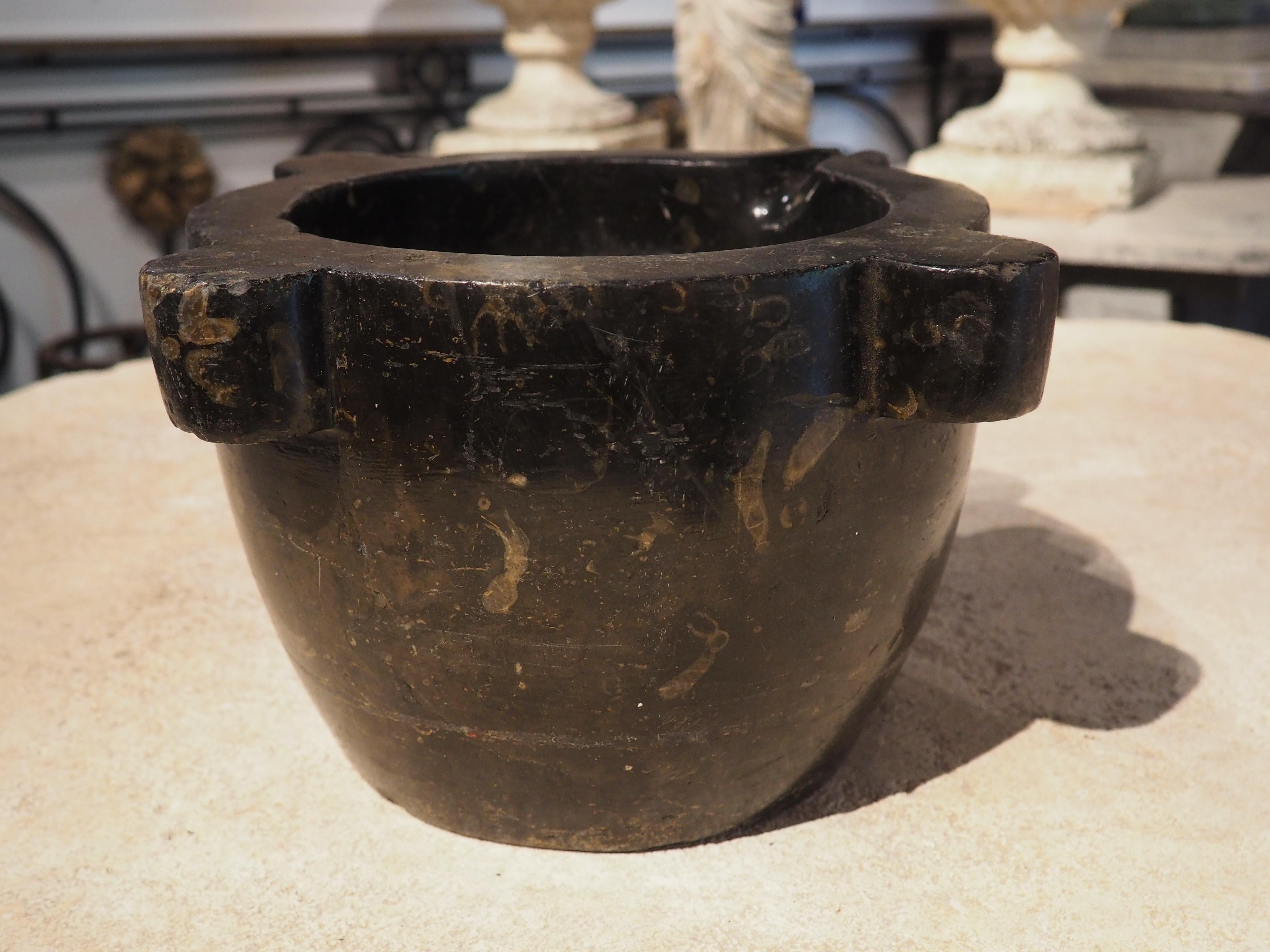 Antique Deep Black Marble Mortar from France, 19th Century For Sale 4