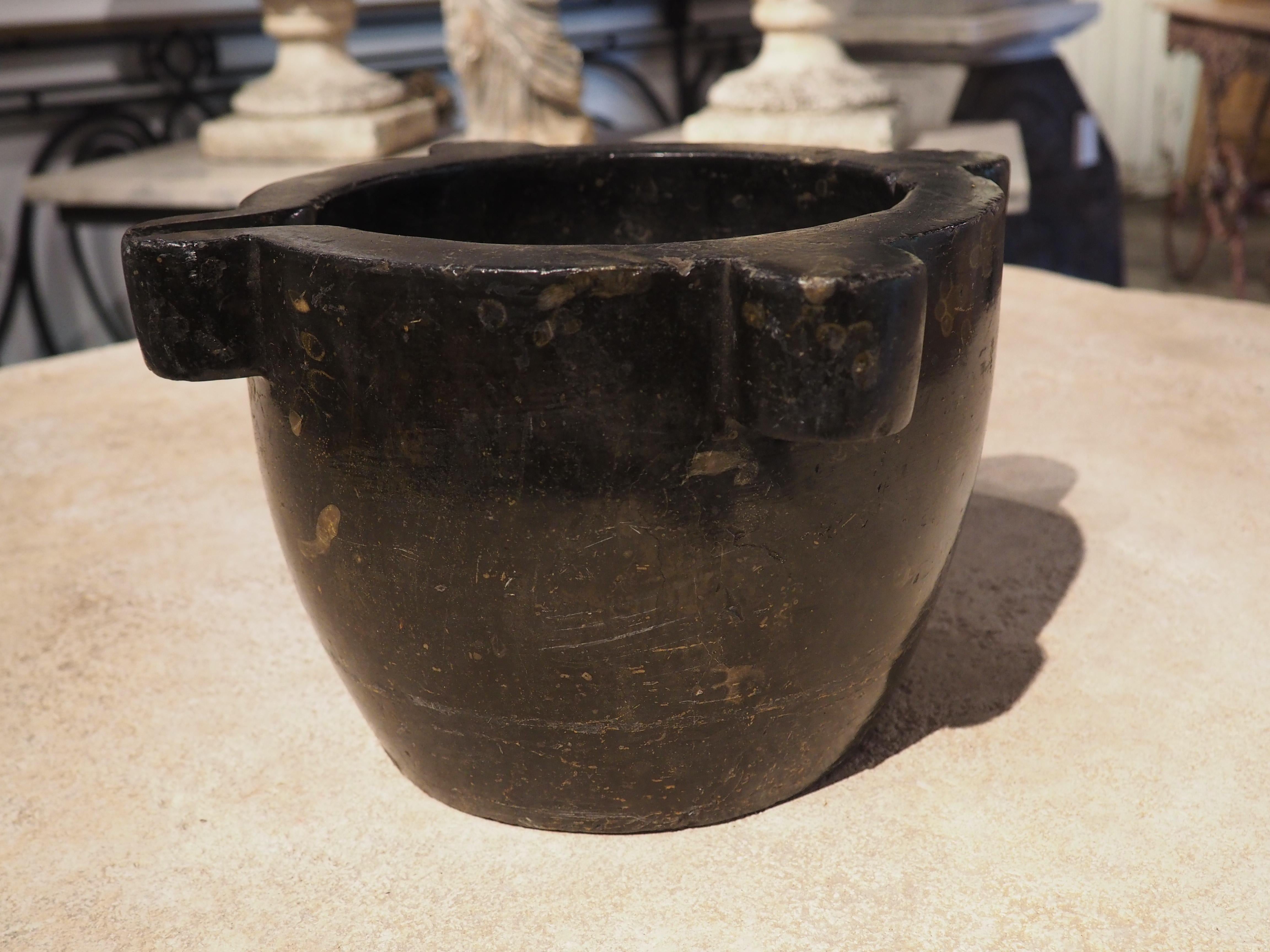 Antique Deep Black Marble Mortar from France, 19th Century For Sale 1