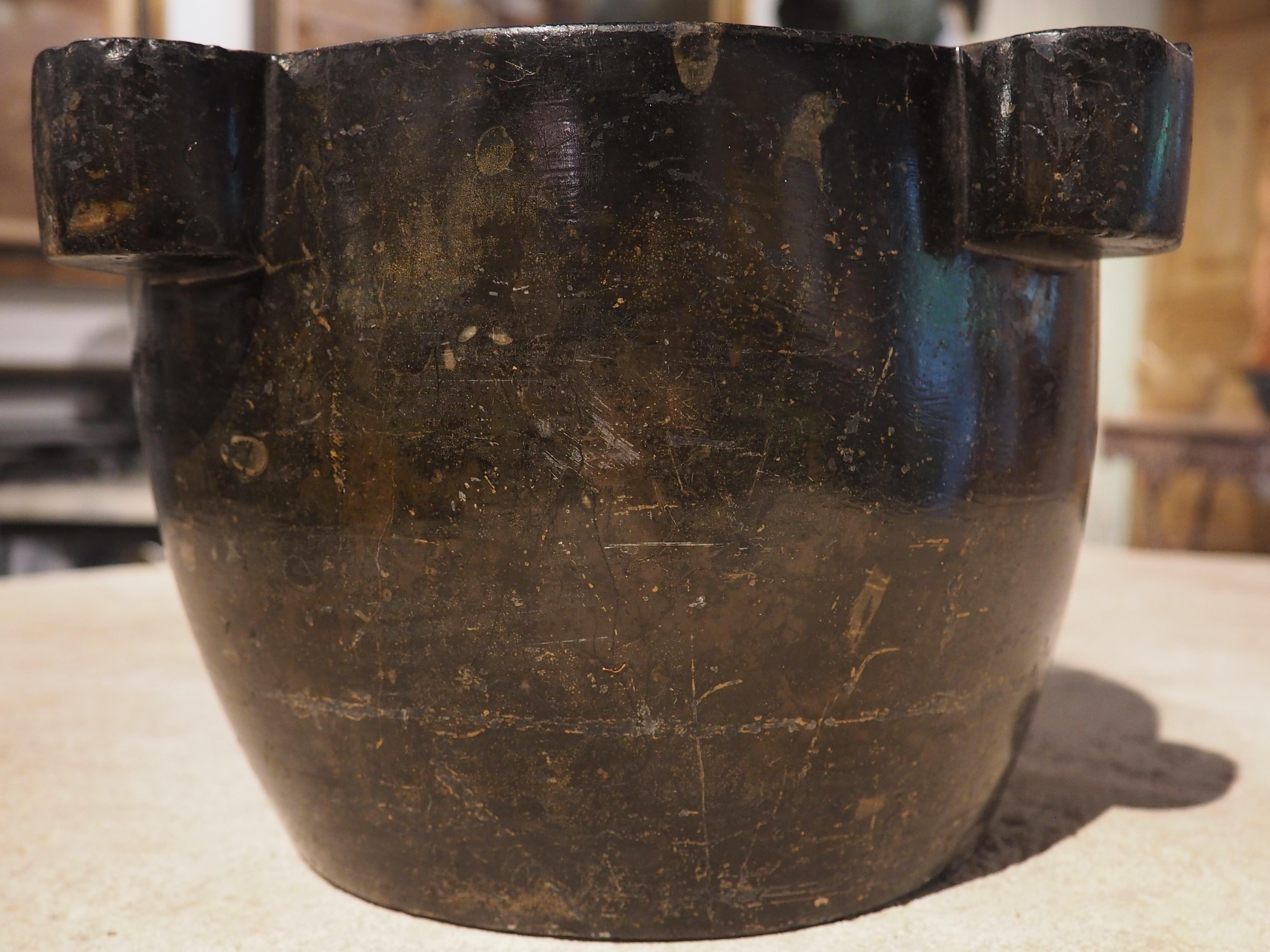 Antique Deep Black Marble Mortar from France, 19th Century For Sale 3