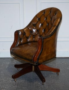 ANTIQUE DEEP BUTTONED CHESTERFIELD GEORGIAN STYLE HAND DYED LEATHER DESK CHAiR