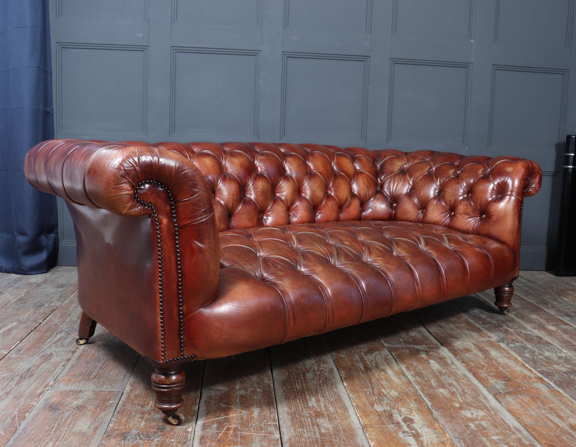 Antique Deep Buttoned Chesterfield Sofa in Hand-Dyed Leather c1900 For Sale 6