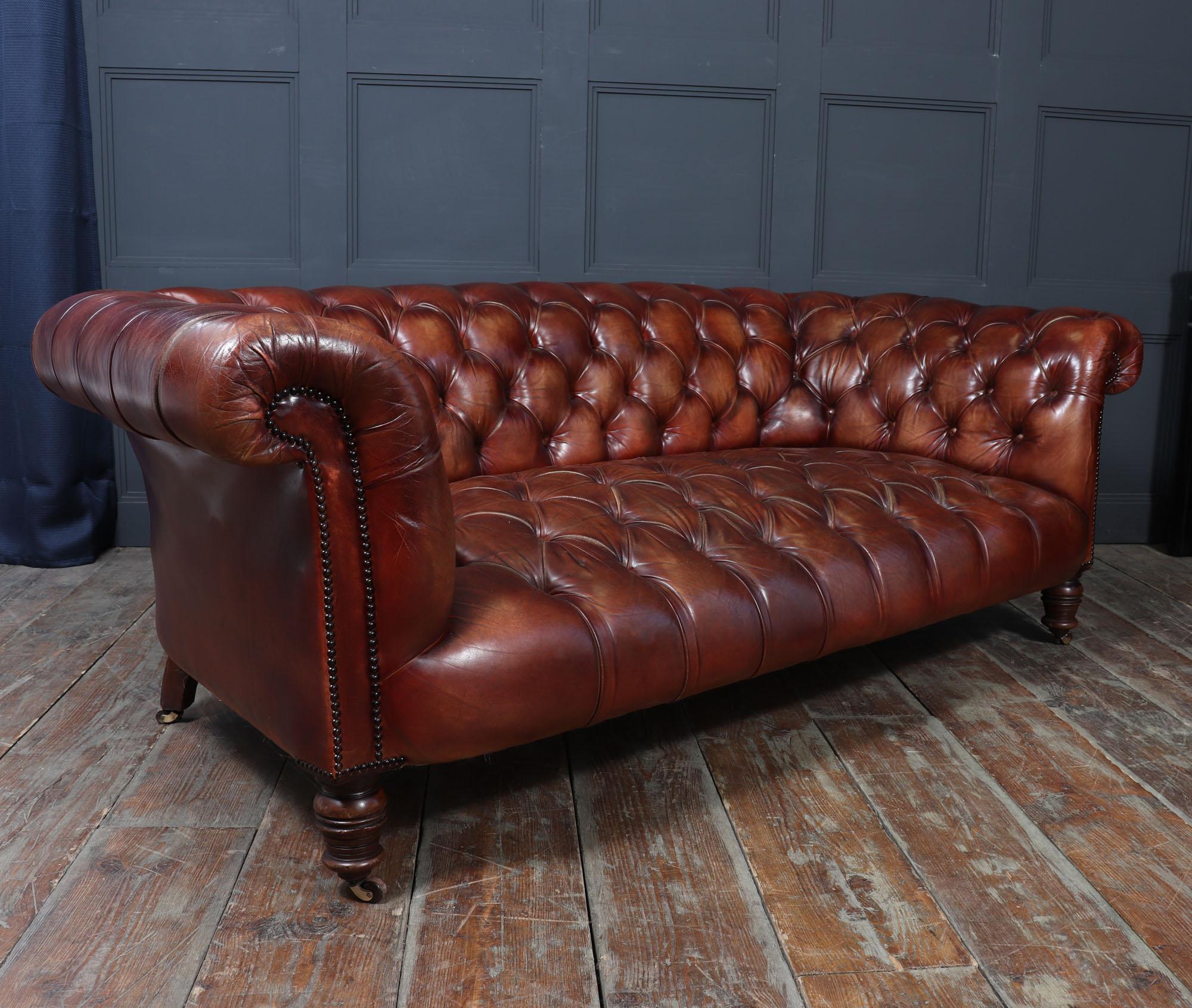 Antique Deep Buttoned Chesterfield Sofa in Hand-Dyed Leather c1900 For Sale 8