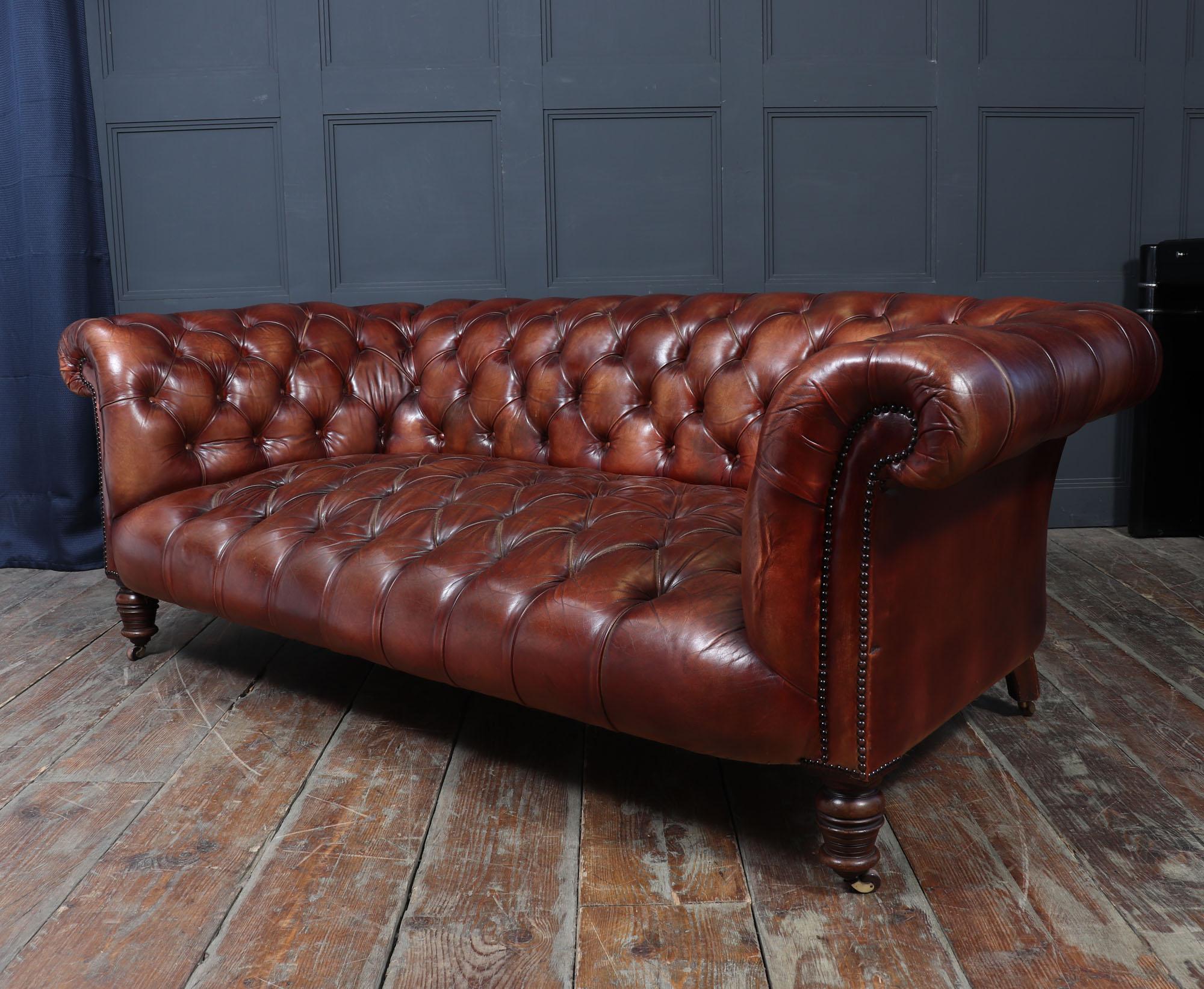 Antique Deep Buttoned Chesterfield Sofa in Hand-Dyed Leather c1900 For Sale 10