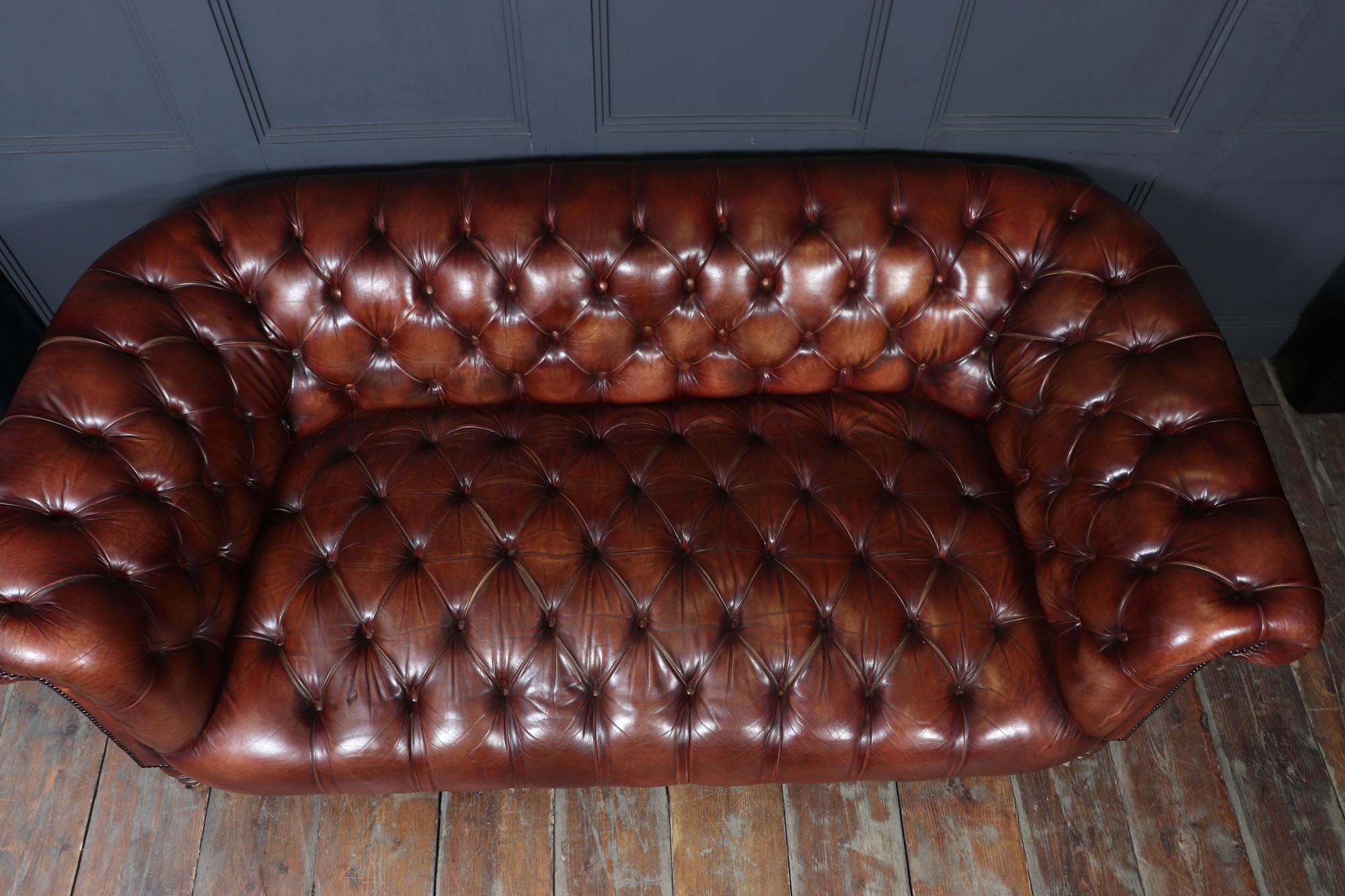 Antique Deep Buttoned Chesterfield Sofa in Hand-Dyed Leather c1900 For Sale 1
