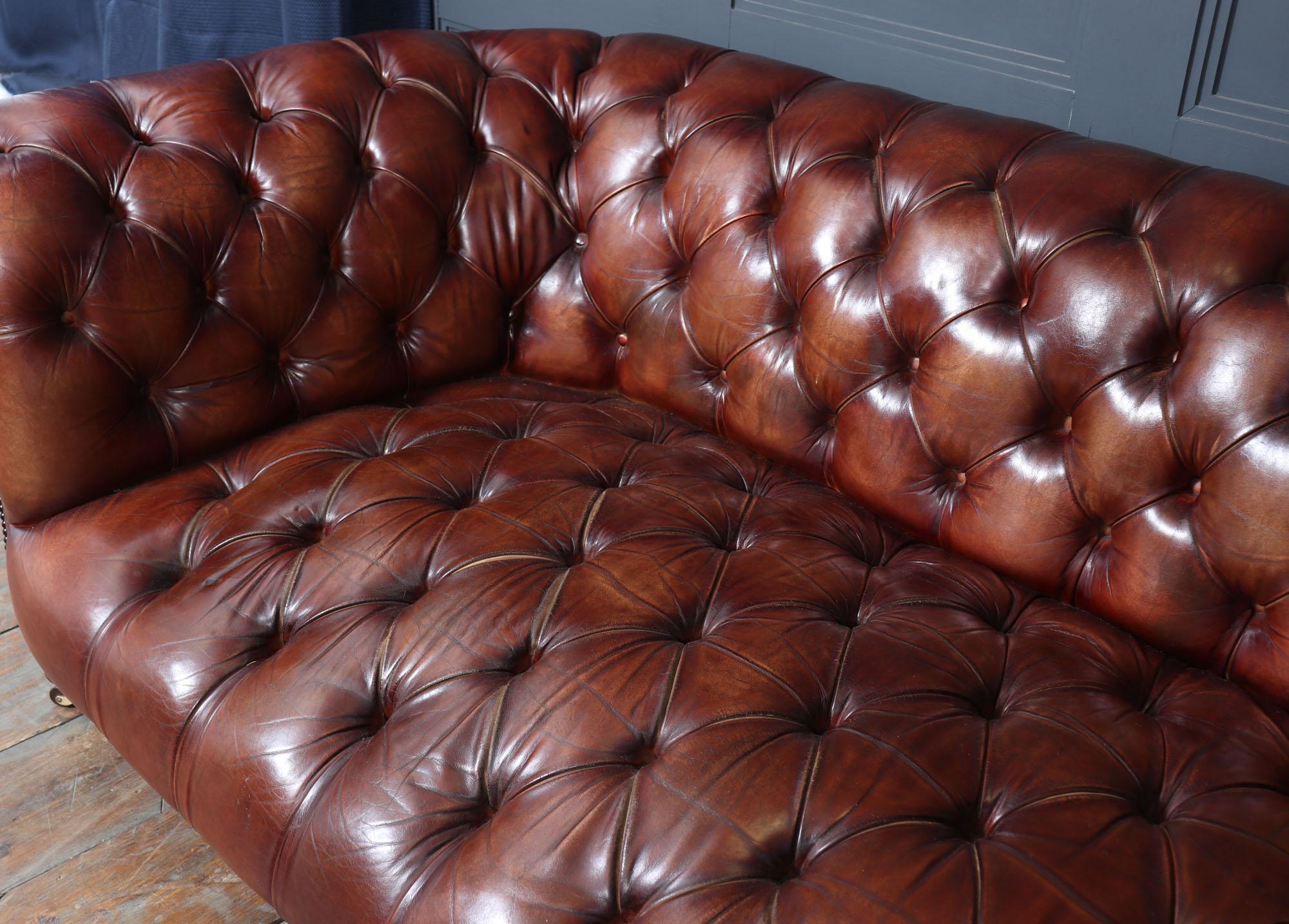 Antique Deep Buttoned Chesterfield Sofa in Hand-Dyed Leather c1900 For Sale 2