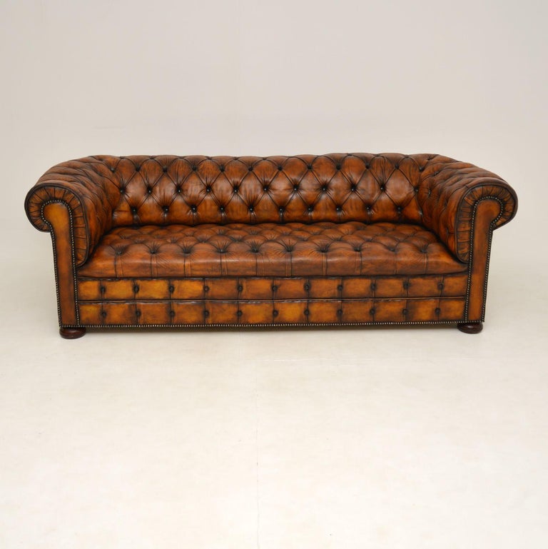 Antique Deep Buttoned Leather Chesterfield Sofa For Sale at 1stDibs