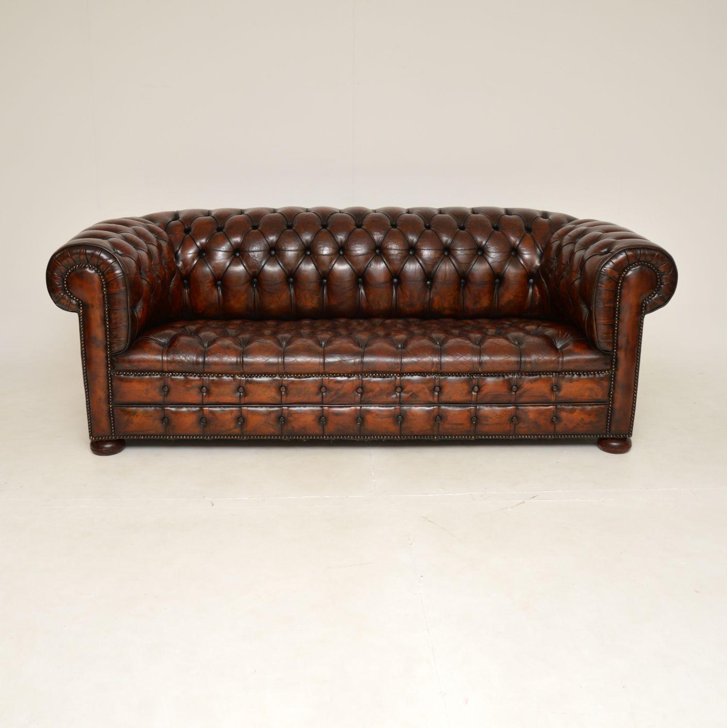 A magnificent antique deep buttoned leather Chesterfield sofa of the highest order. This was made in England, it dates from around the 1930’s.

The quality is outstanding, this is very well built and heavy. It has a bold shape, is comfortable and