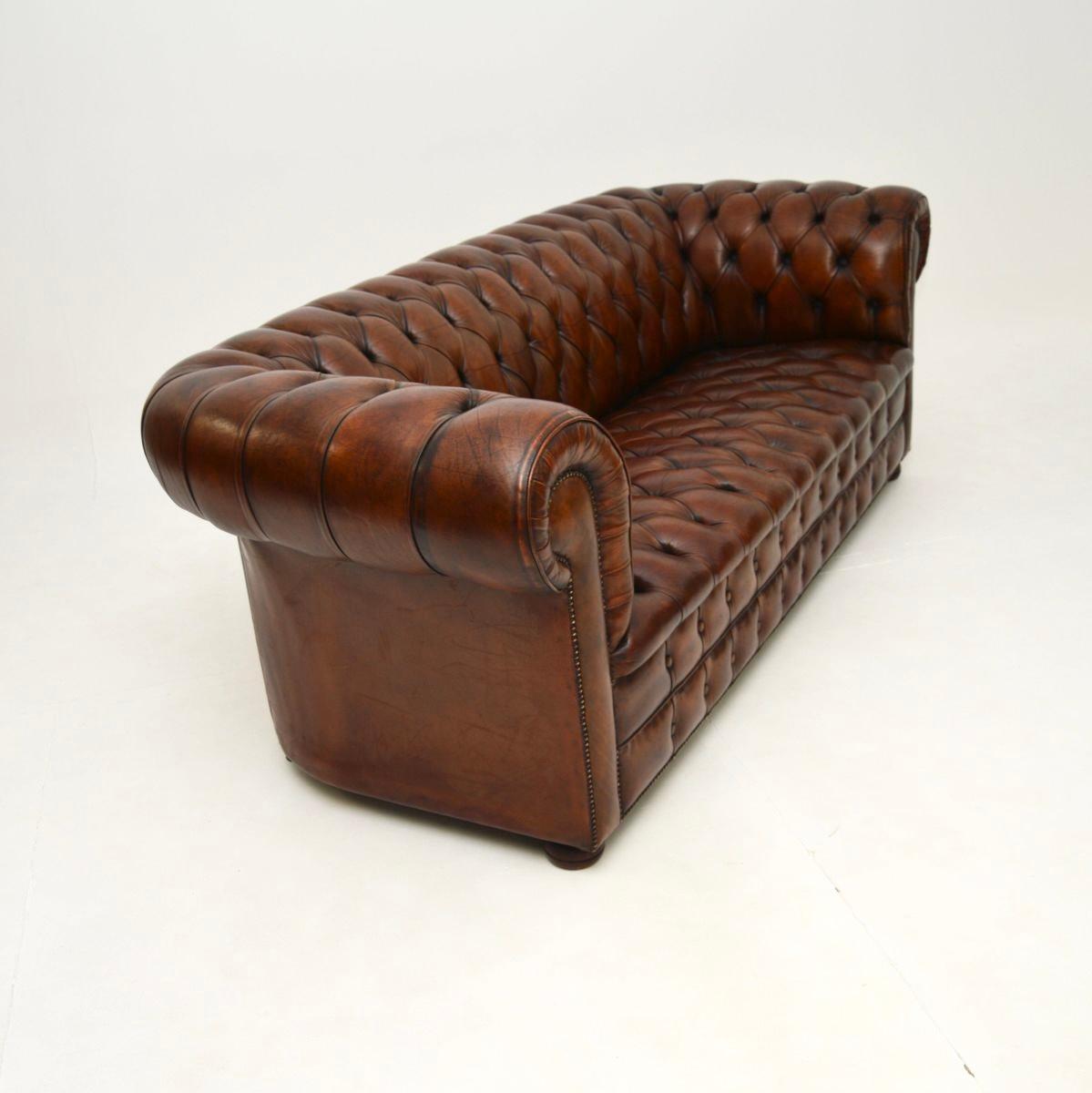 Victorian Antique Deep Buttoned Leather Chesterfield Sofa For Sale