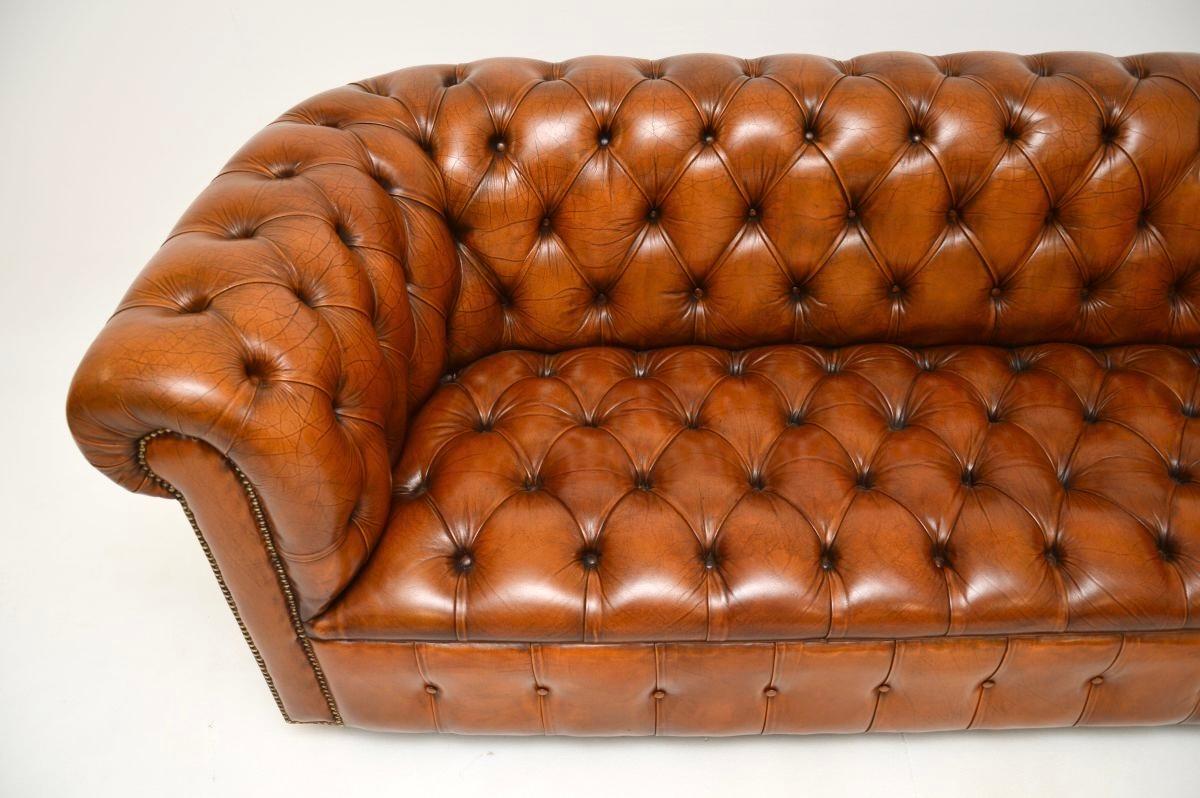 Antique Deep Buttoned Leather Chesterfield Sofa 1